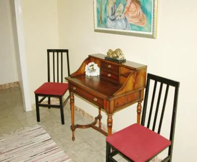 Seating area in Hotel Comodoro