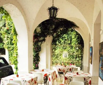 Patio in Hotel Comodoro