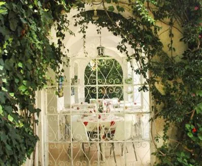 Patio in Hotel Comodoro
