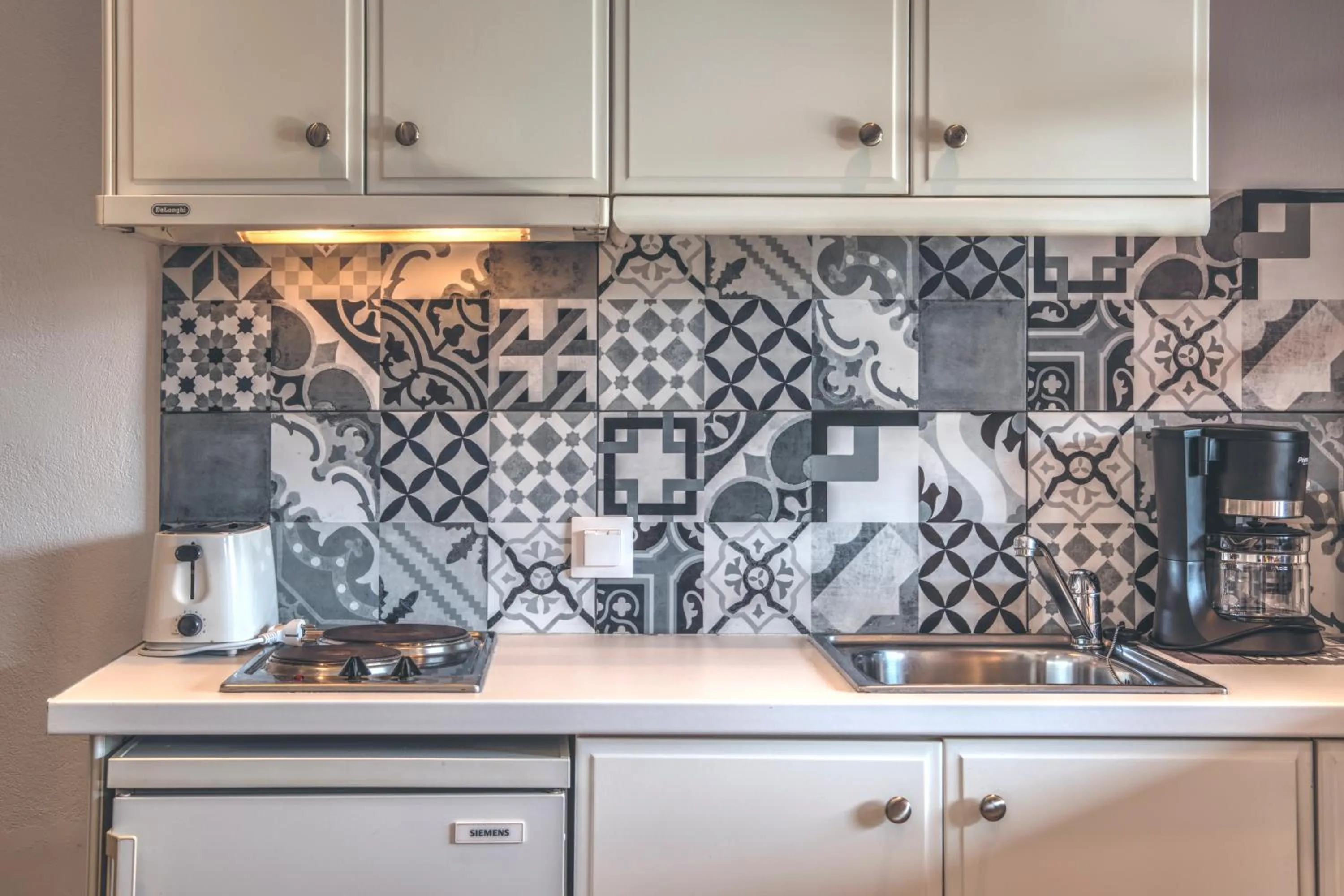 Coffee/tea facilities in The Palm Garden - Idyllic Pool Apartments in a Green Oasis