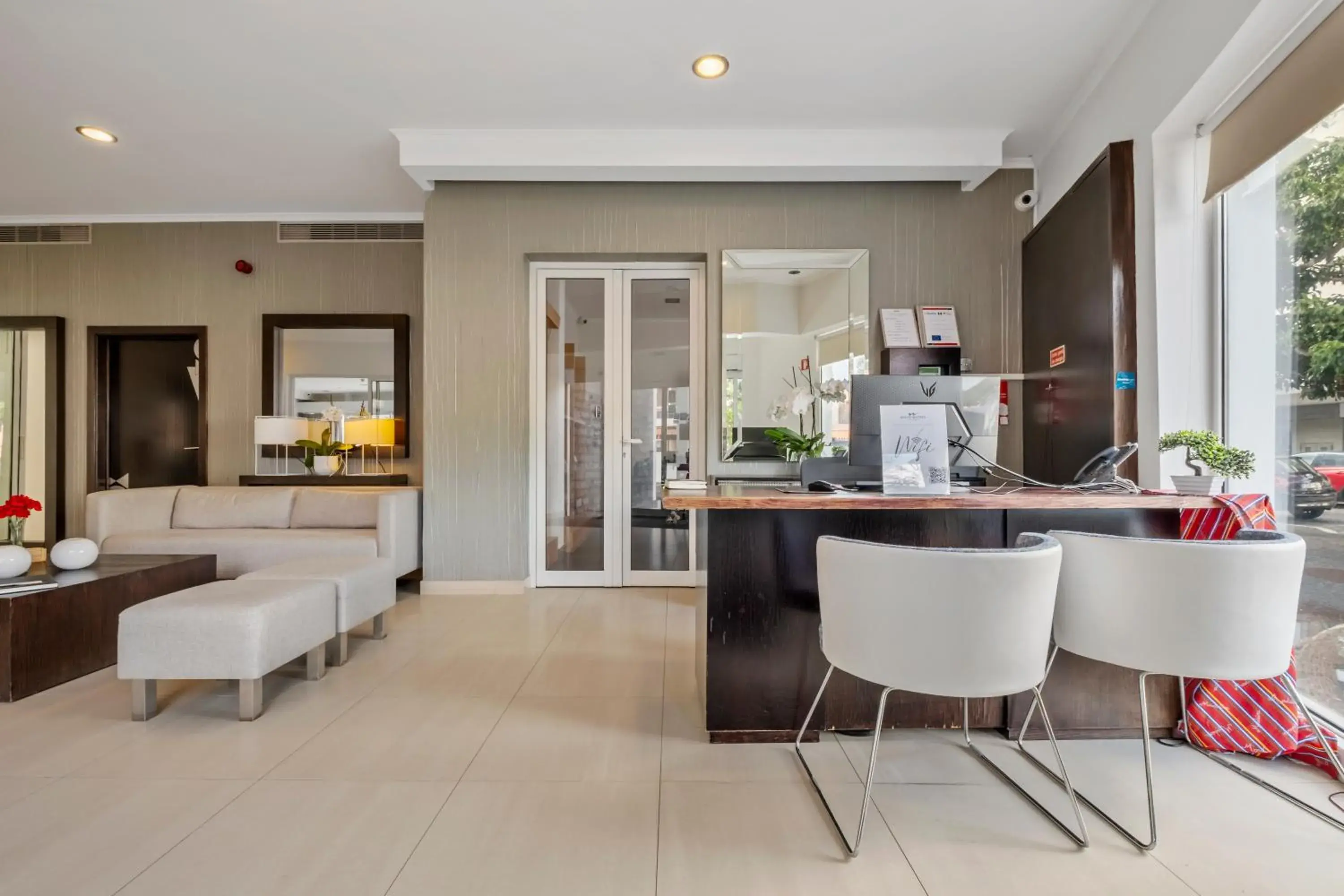 Lobby or reception, Bed in White Waters Hotel Lobby or reception, Bed in White Waters Hotel