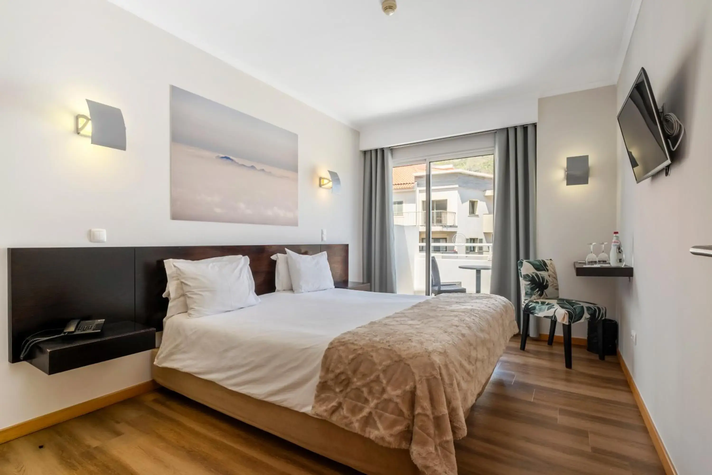 Bed in White Waters Hotel Bed in White Waters Hotel