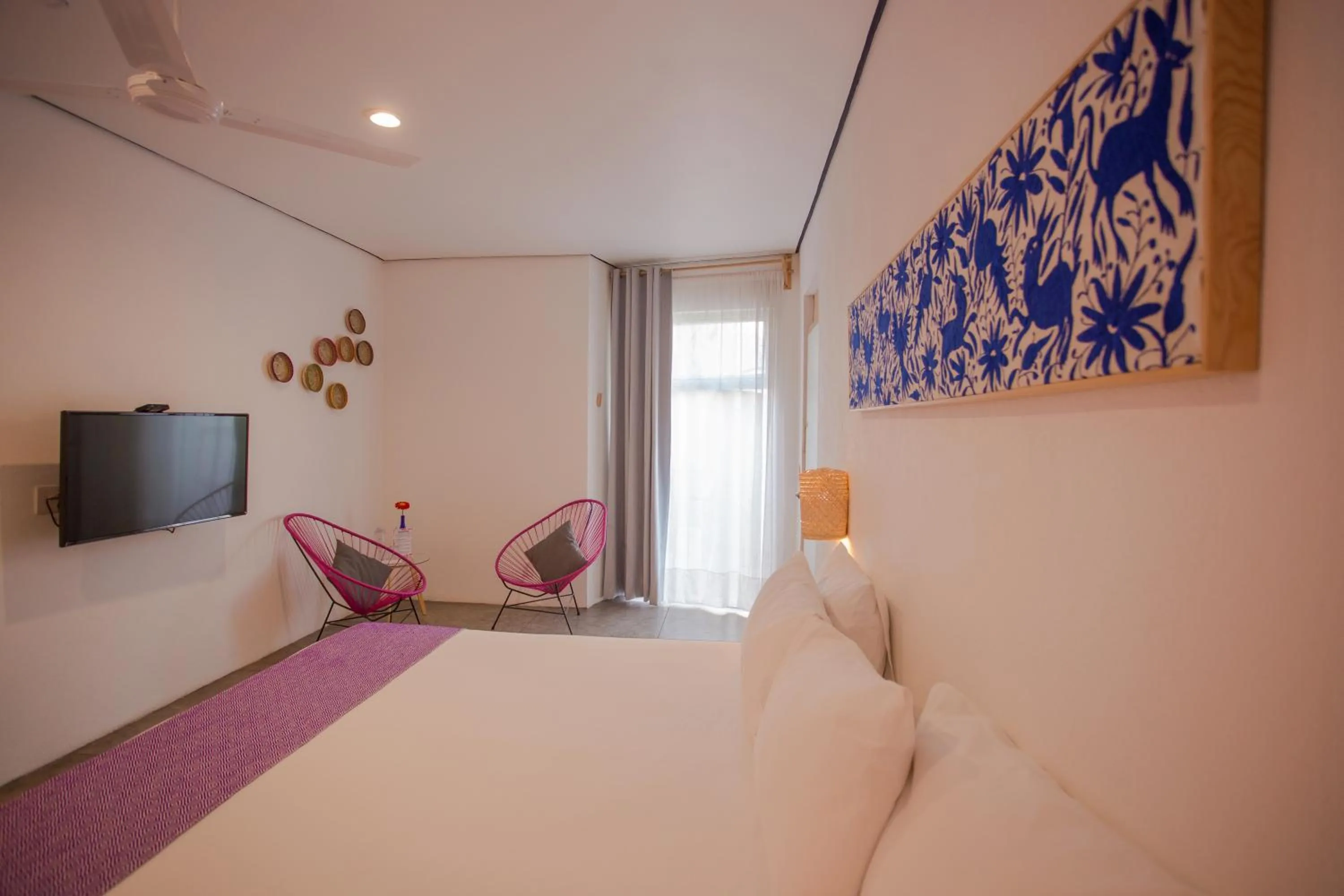 TV and multimedia, Bed in Hotel Mamá Carlota