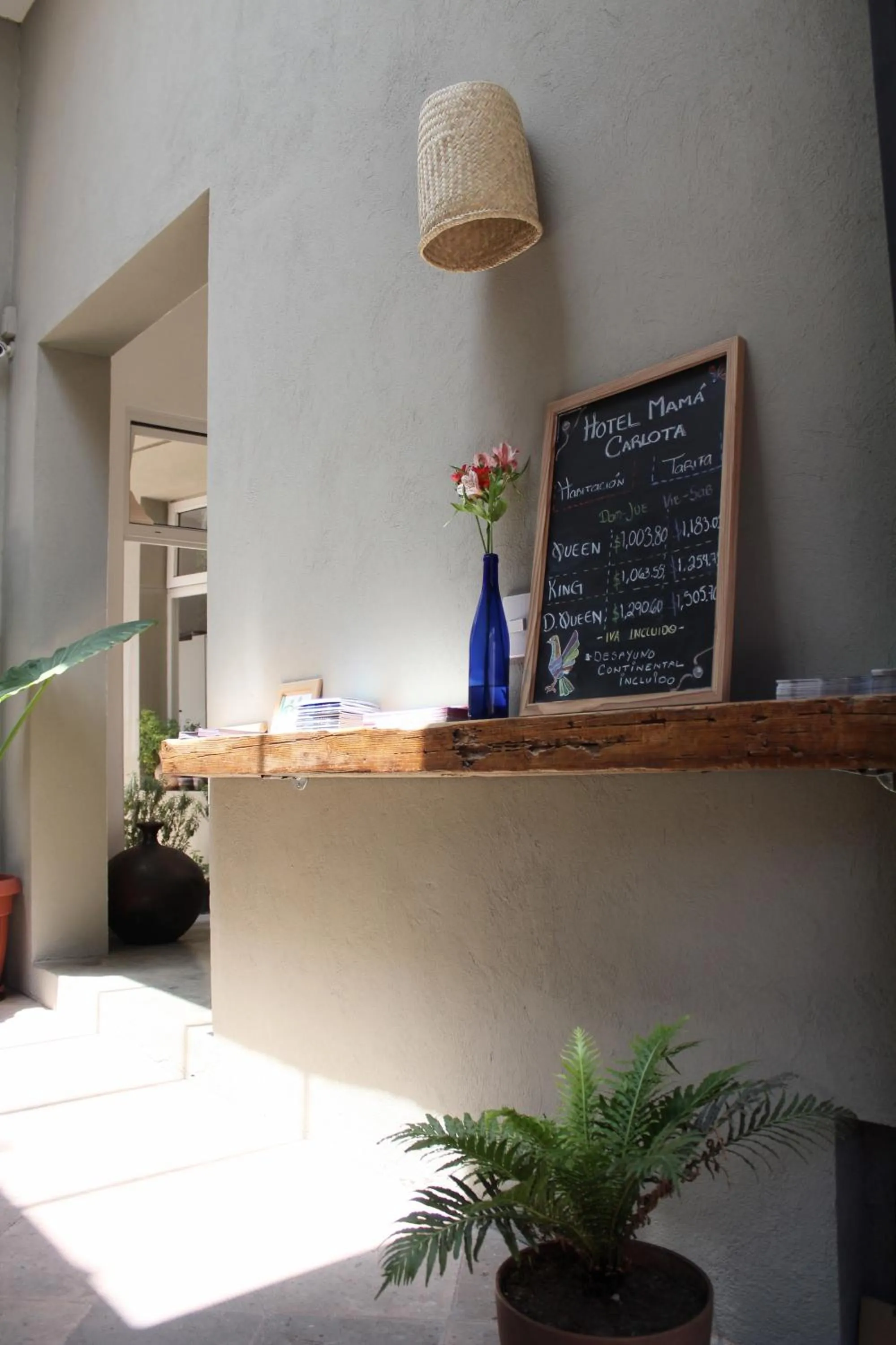 Facade/entrance in Hotel Mamá Carlota