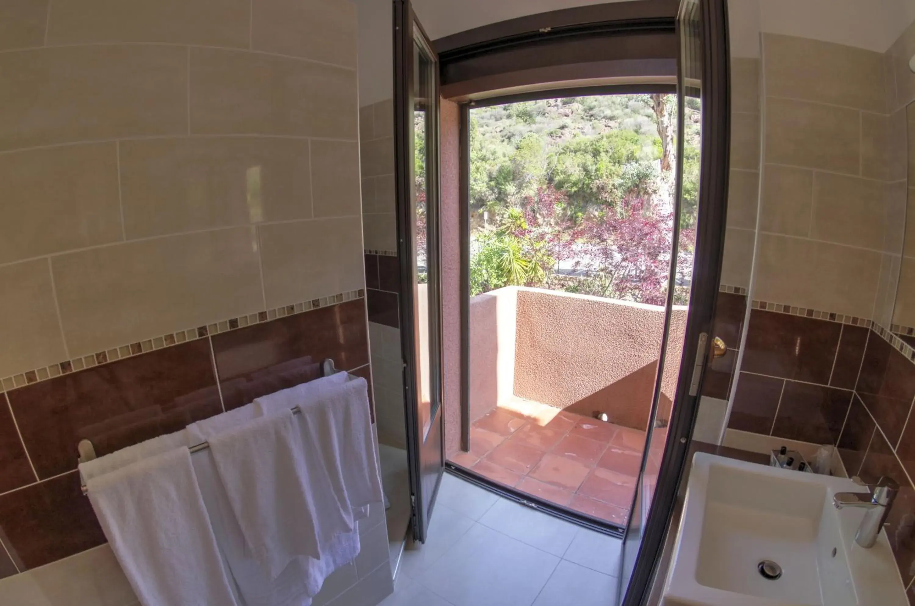 Triple Room in Hotel Corsica - Porto Corse Triple Room in Hotel Corsica - Porto Corse