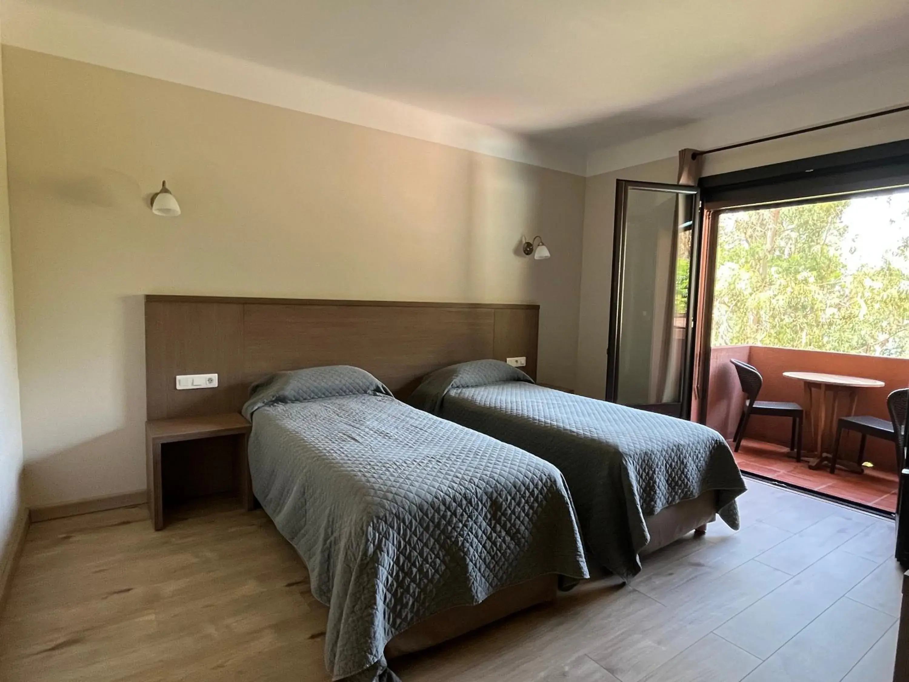 Large Twin Room in Hotel Corsica - Porto Corse Large Twin Room in Hotel Corsica - Porto Corse
