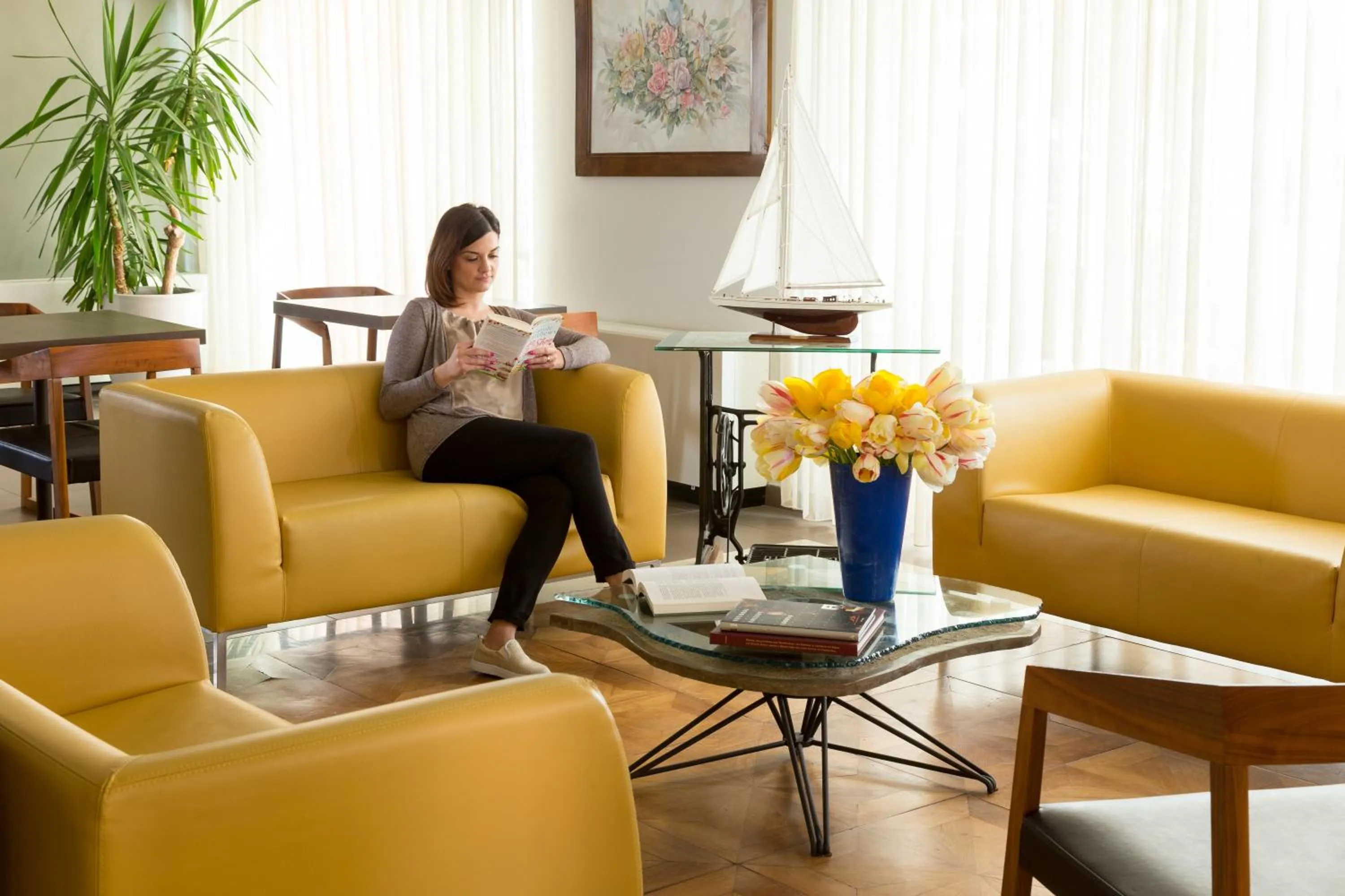 Library in Hotel Acquadolce