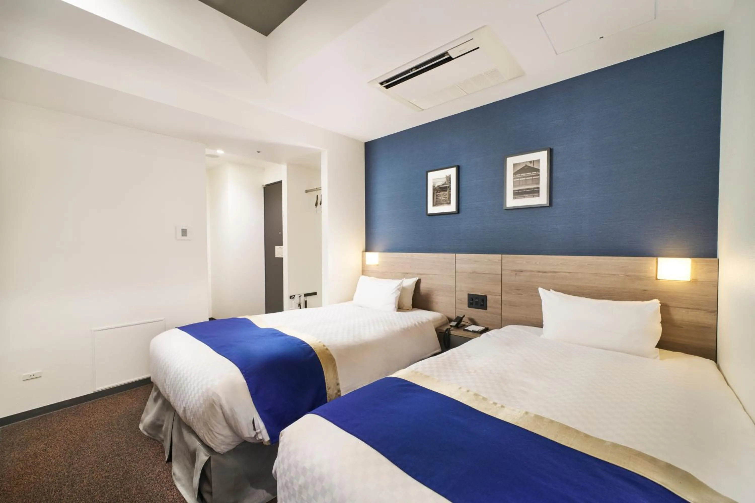 Bed in Best Western Plus Hotel Fino Osaka Kitahama