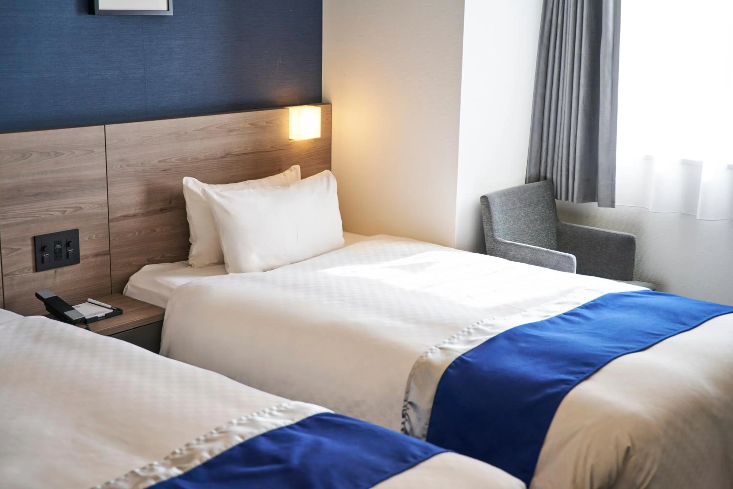 Bed in Best Western Plus Hotel Fino Osaka Kitahama