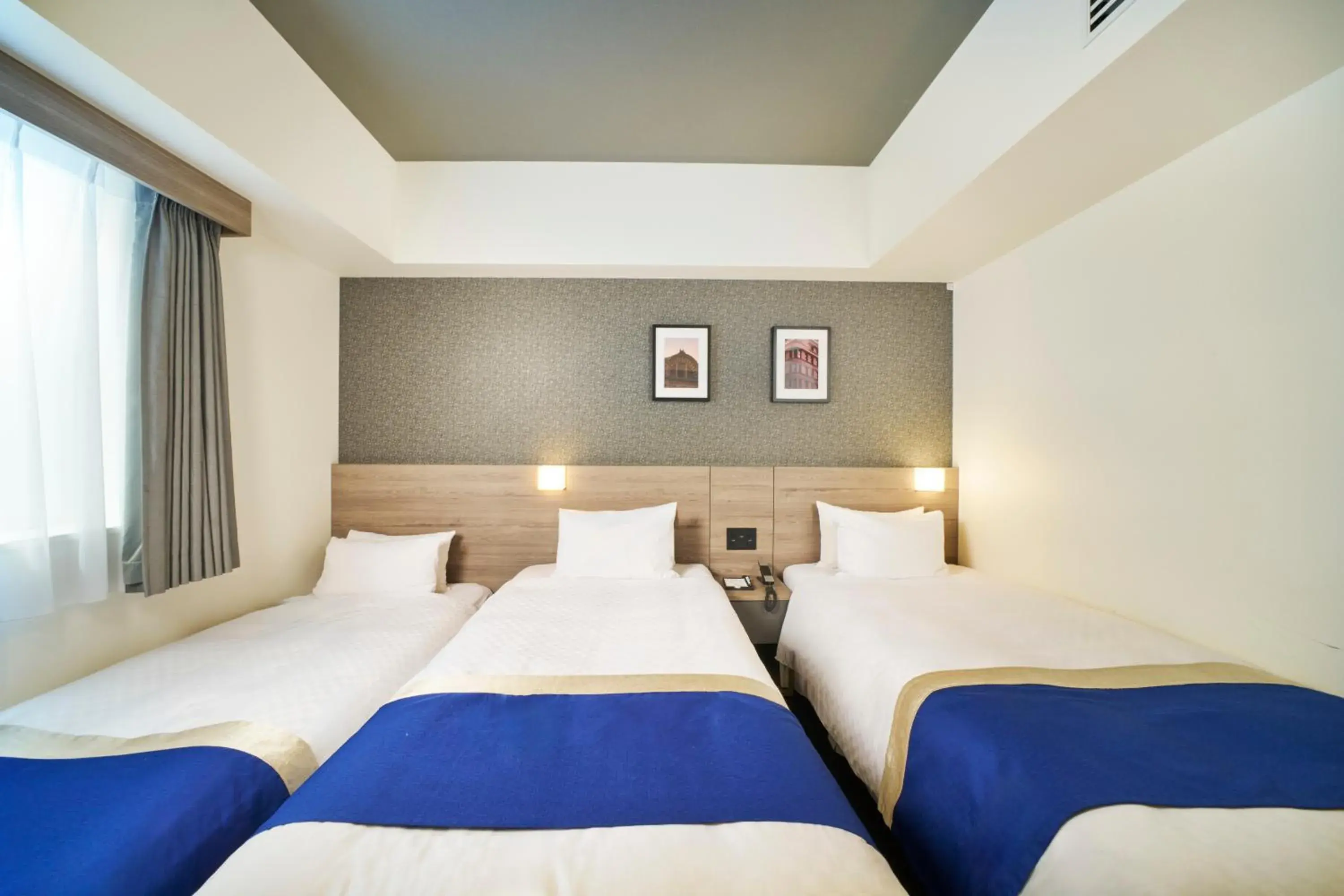 Bed in Best Western Plus Hotel Fino Osaka Kitahama Bed in Best Western Plus Hotel Fino Osaka Kitahama