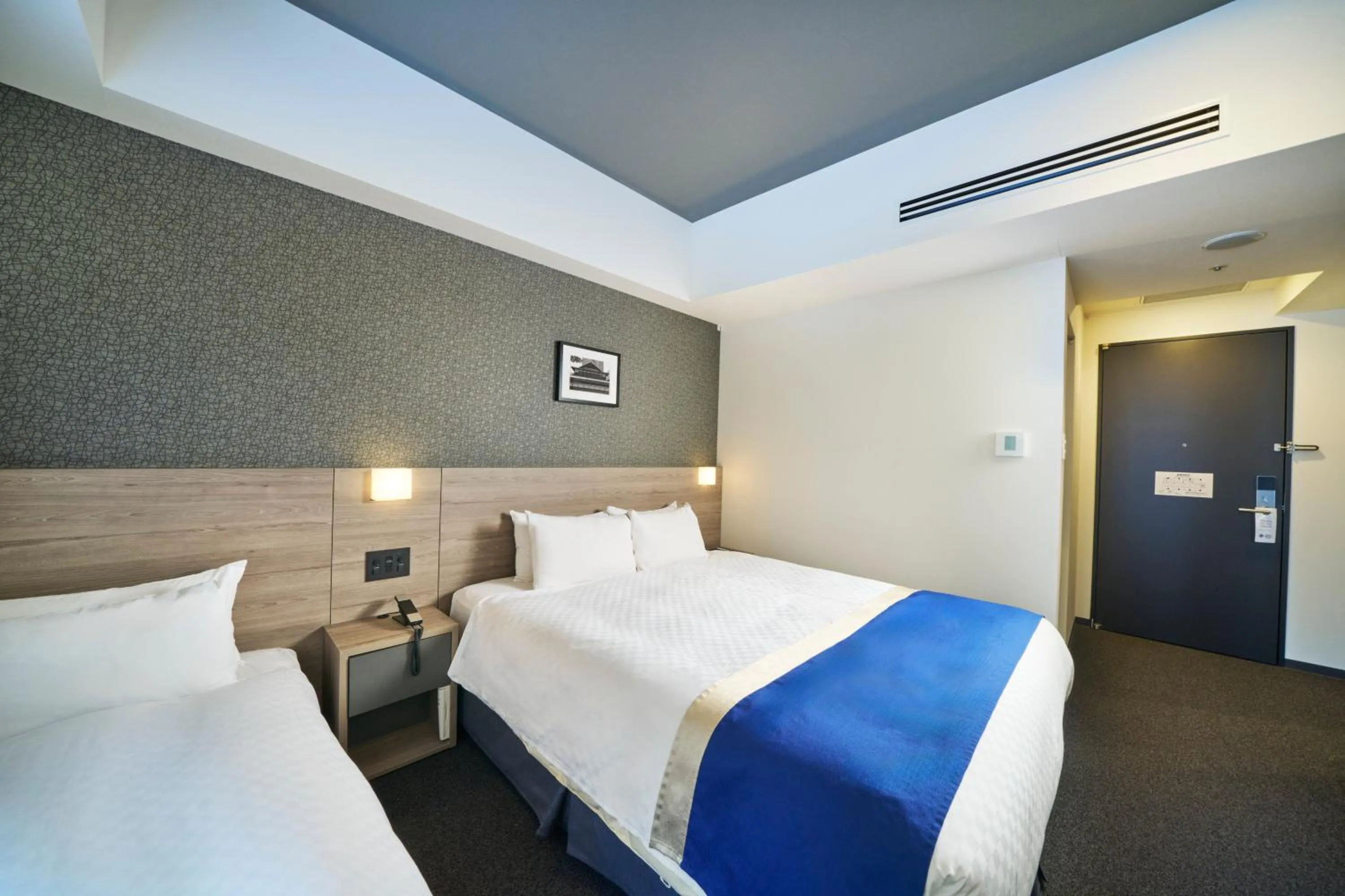 Bed in Best Western Plus Hotel Fino Osaka Kitahama