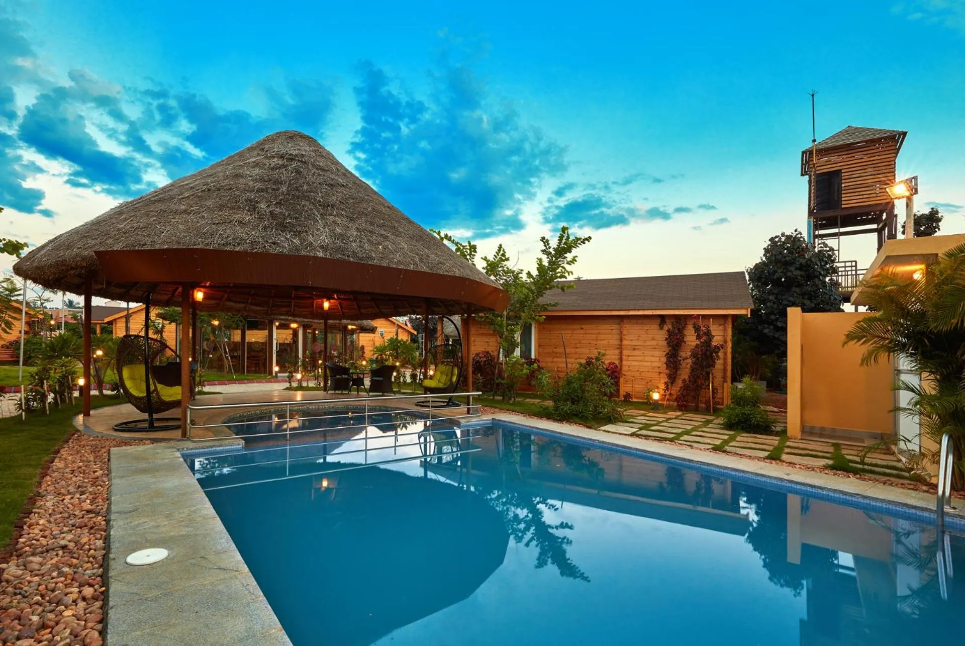 Restaurant/places to eat in Bodhiwoods Resorts