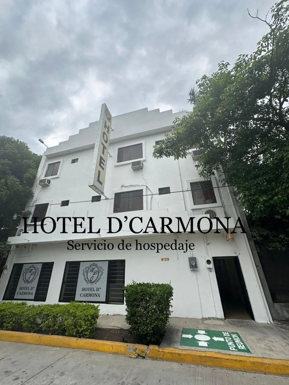 Hotel D´ Carmona