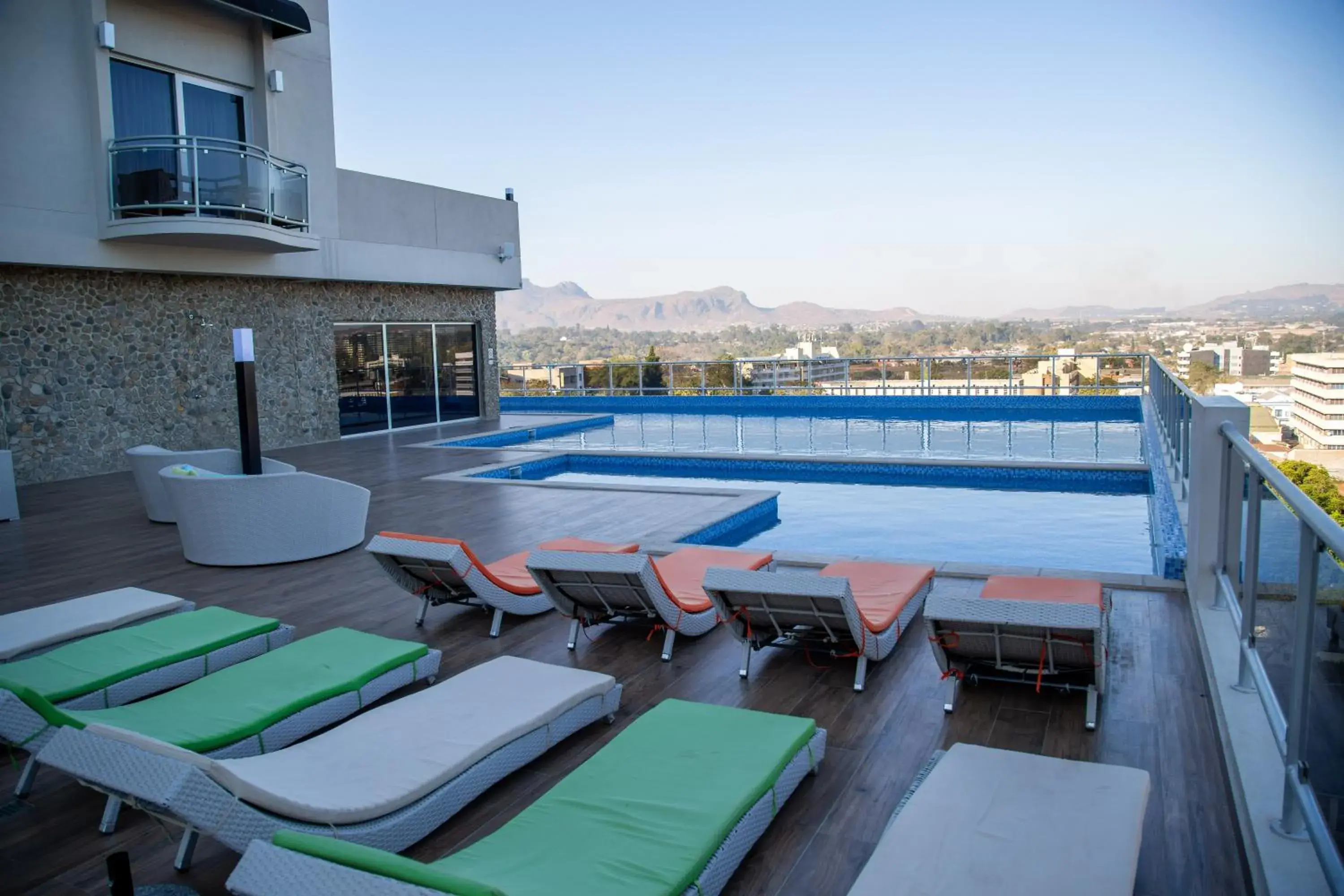 Swimming pool in Amaryllis Hotel Blantyre Swimming pool in Amaryllis Hotel Blantyre
