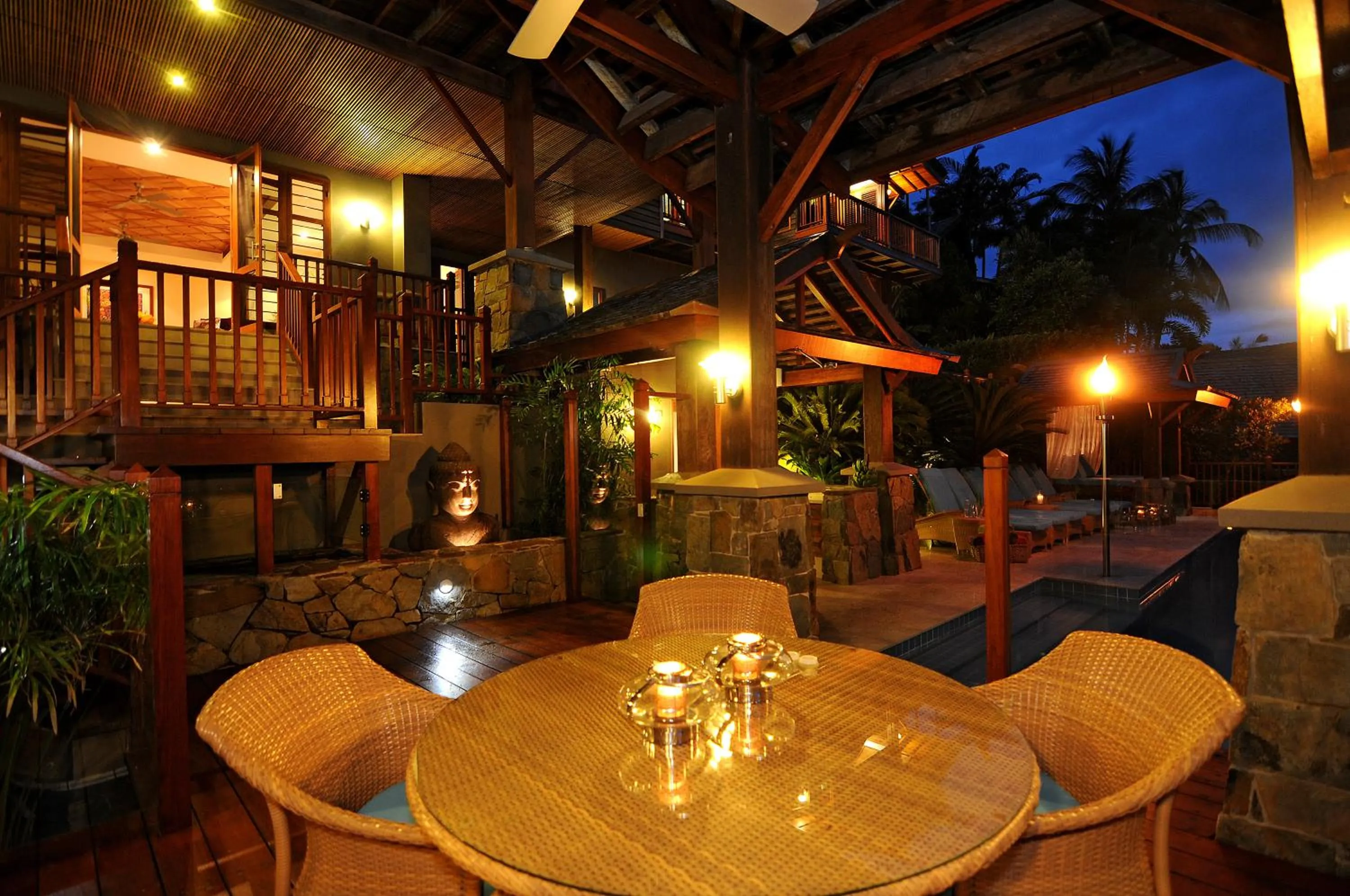 Villa Empat Puluh Dua
