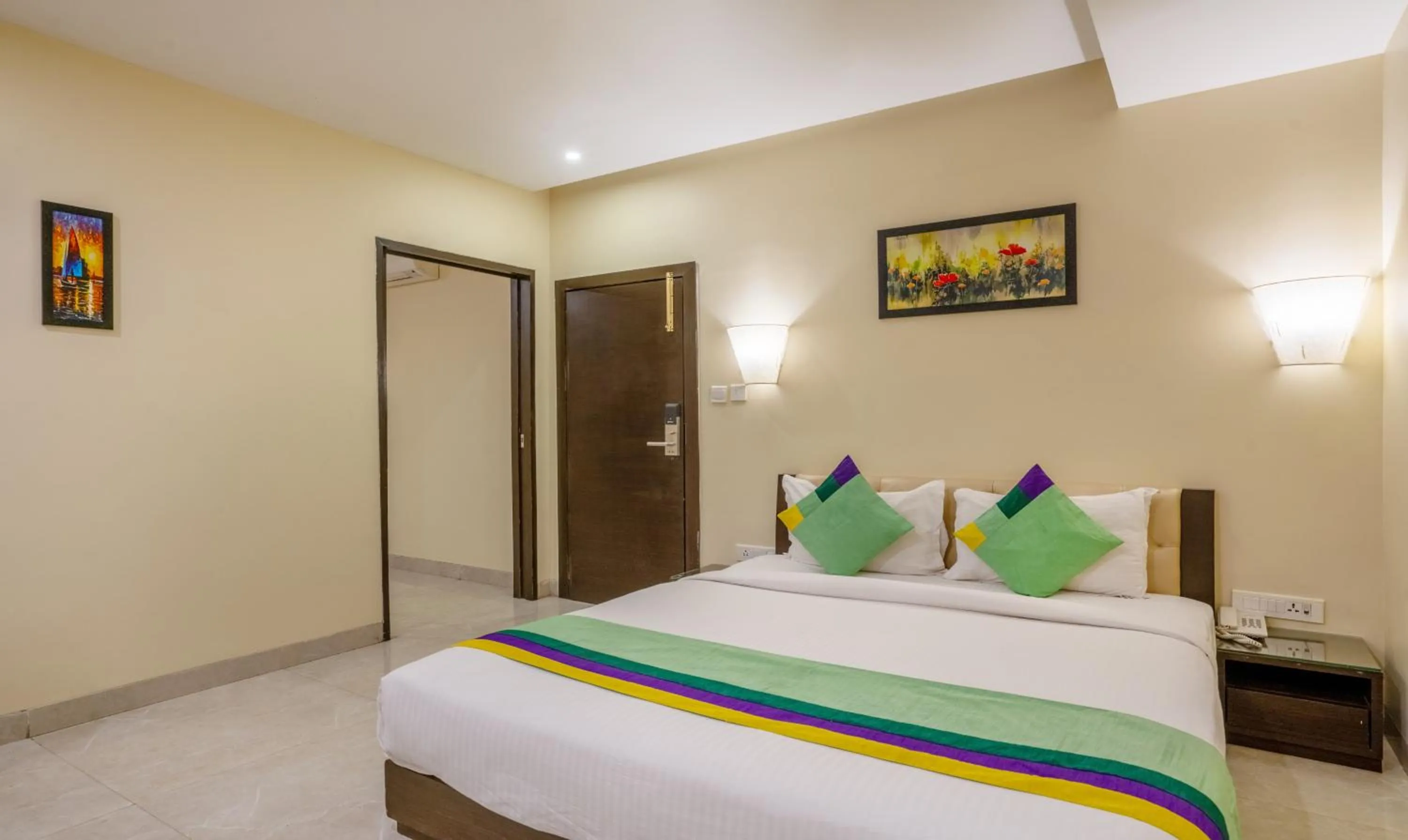 Bedroom, Bed in Treebo Acsys, Gachibowli