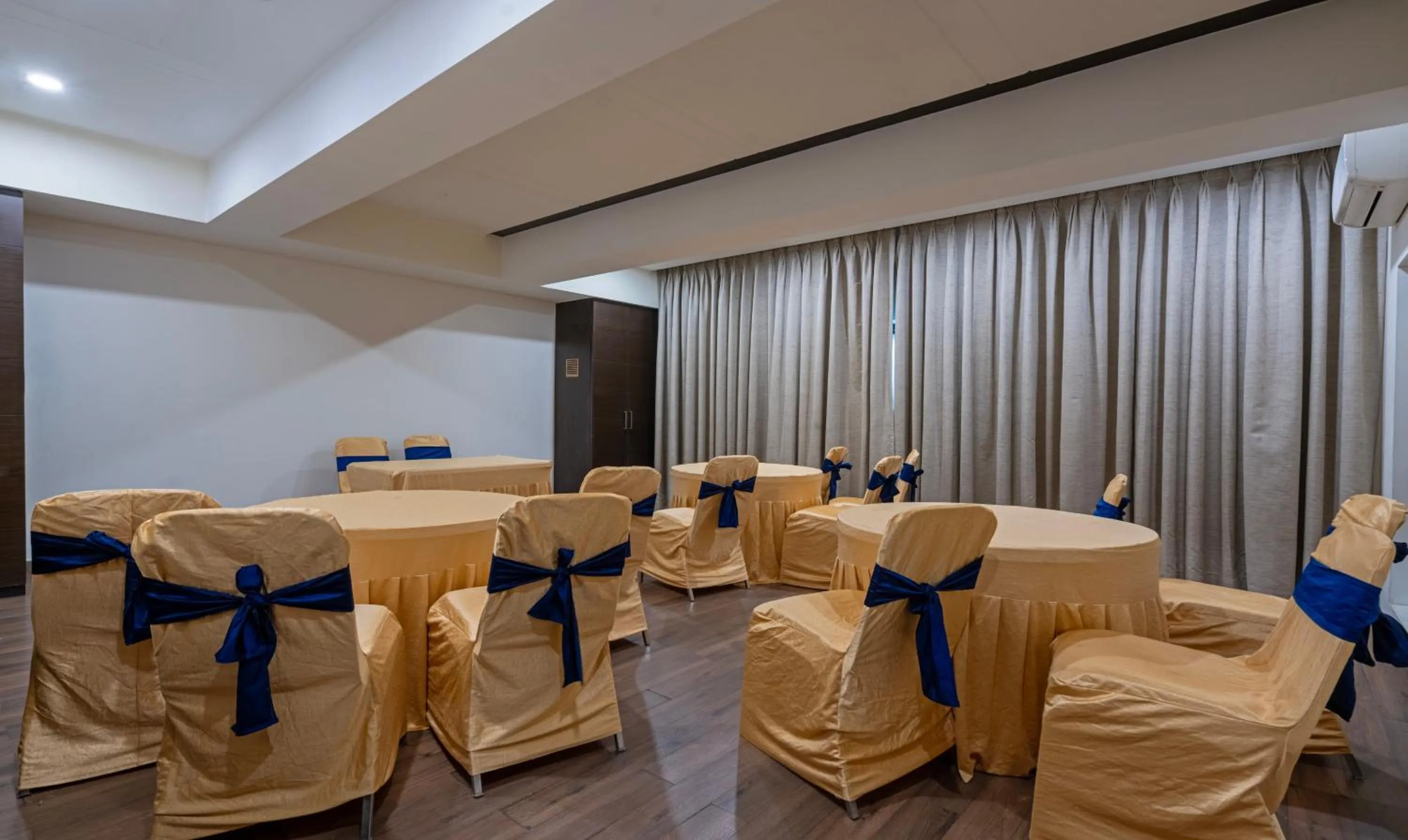 Banquet/Function facilities in Treebo Acsys, Gachibowli