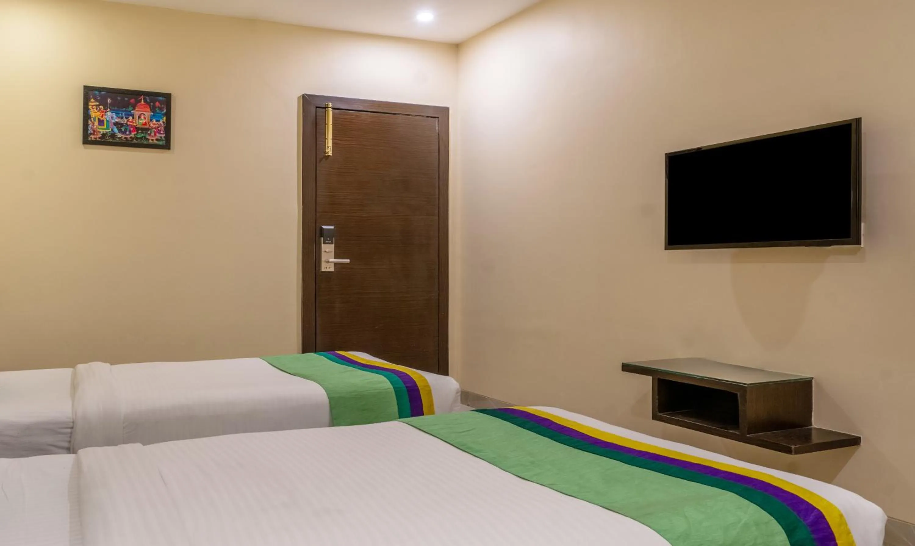 Bedroom, Bed in Treebo Acsys, Gachibowli