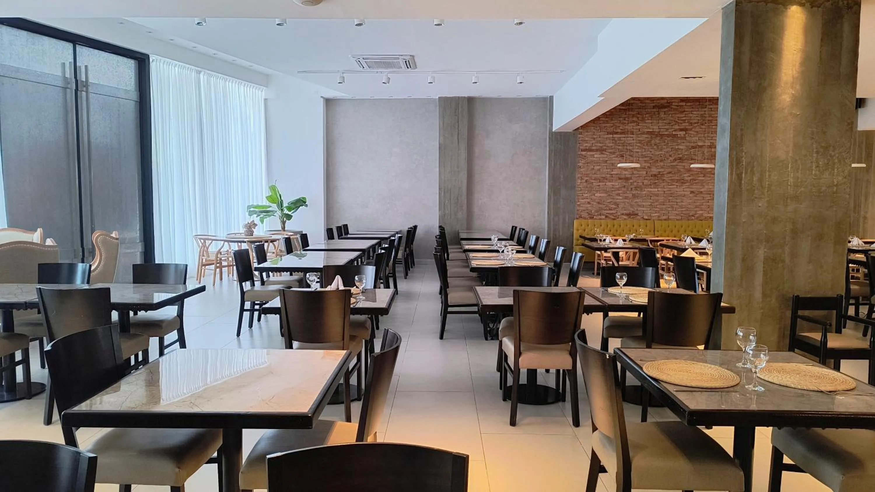Restaurant/places to eat in HDA Hotel & Spa
