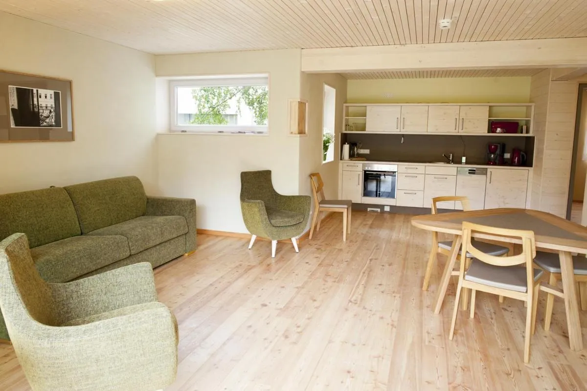 Kitchen or kitchenette in Familienhotel Weimar mit Ferienwohnungen