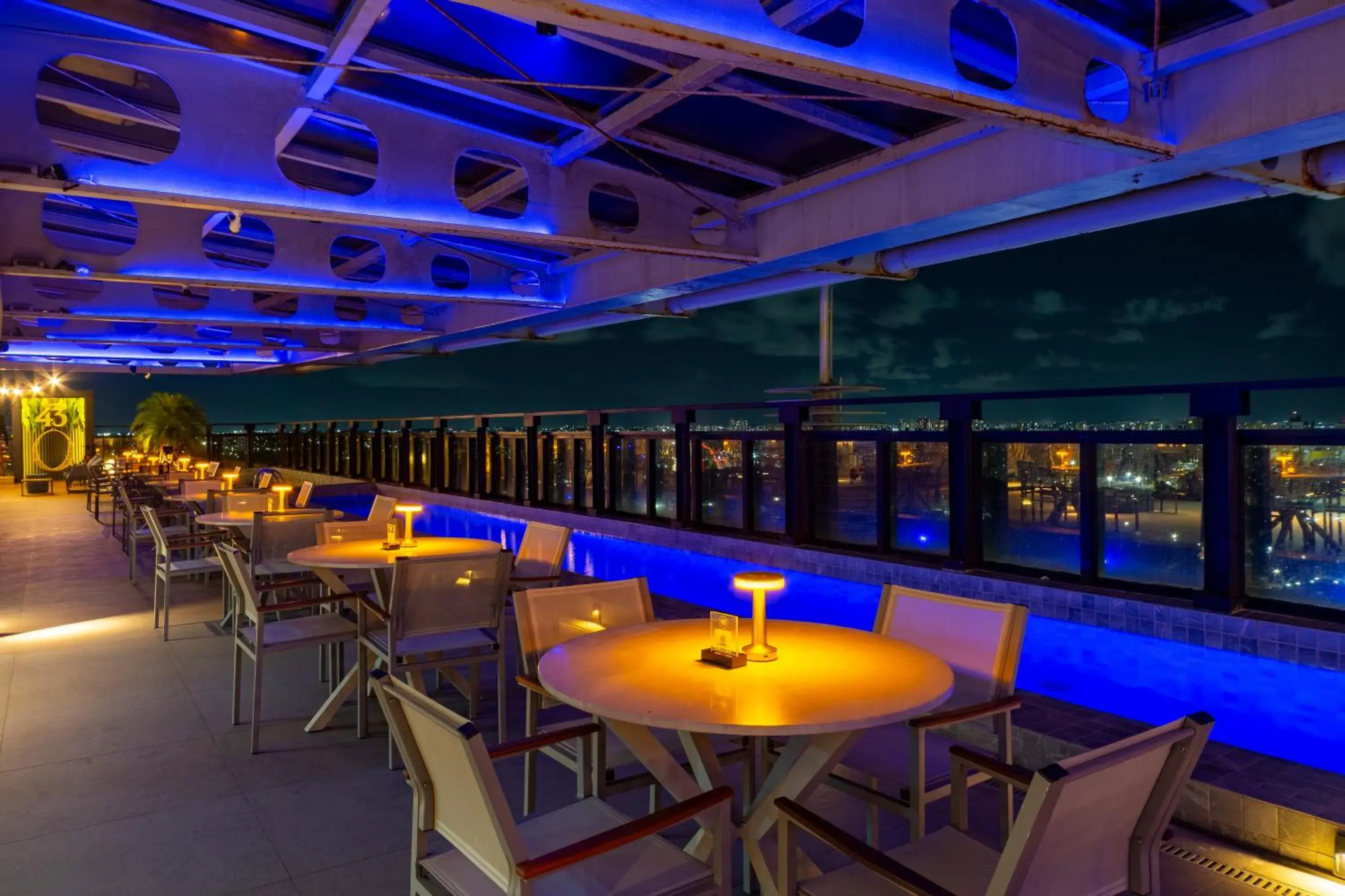 Swimming pool in Intercity Salvador Swimming pool in Intercity Salvador