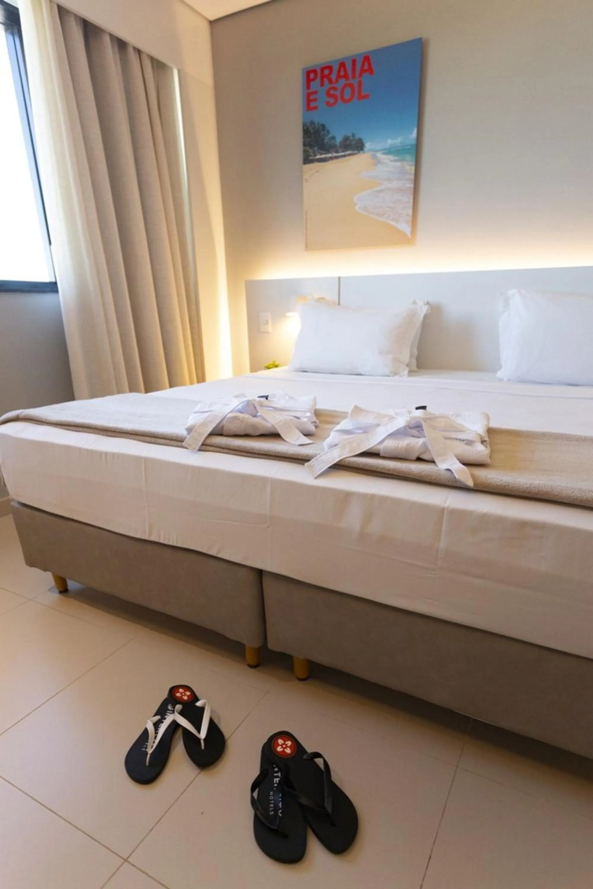 Bedroom, Bed in Intercity Salvador