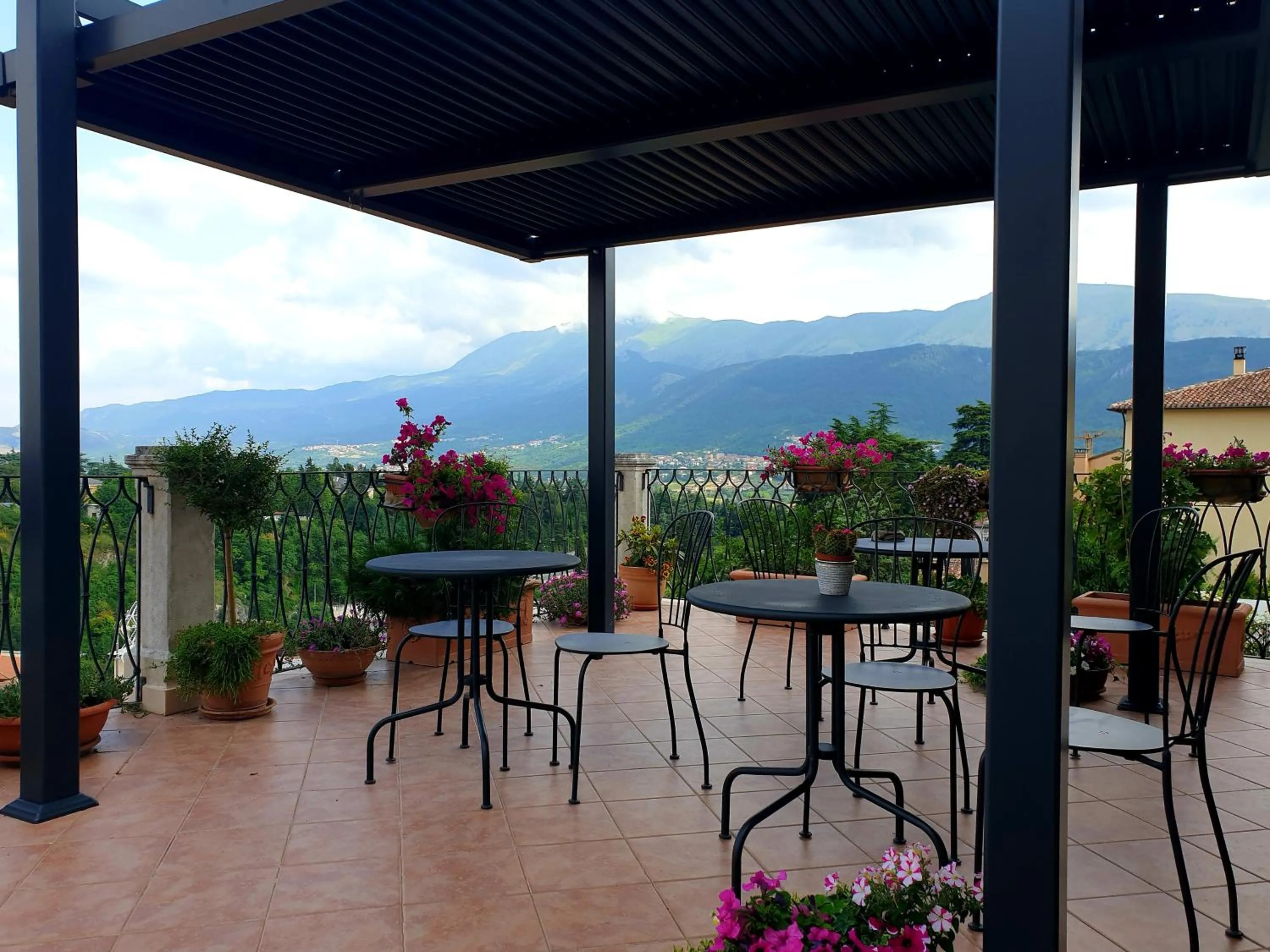 Spring in Amaranto99