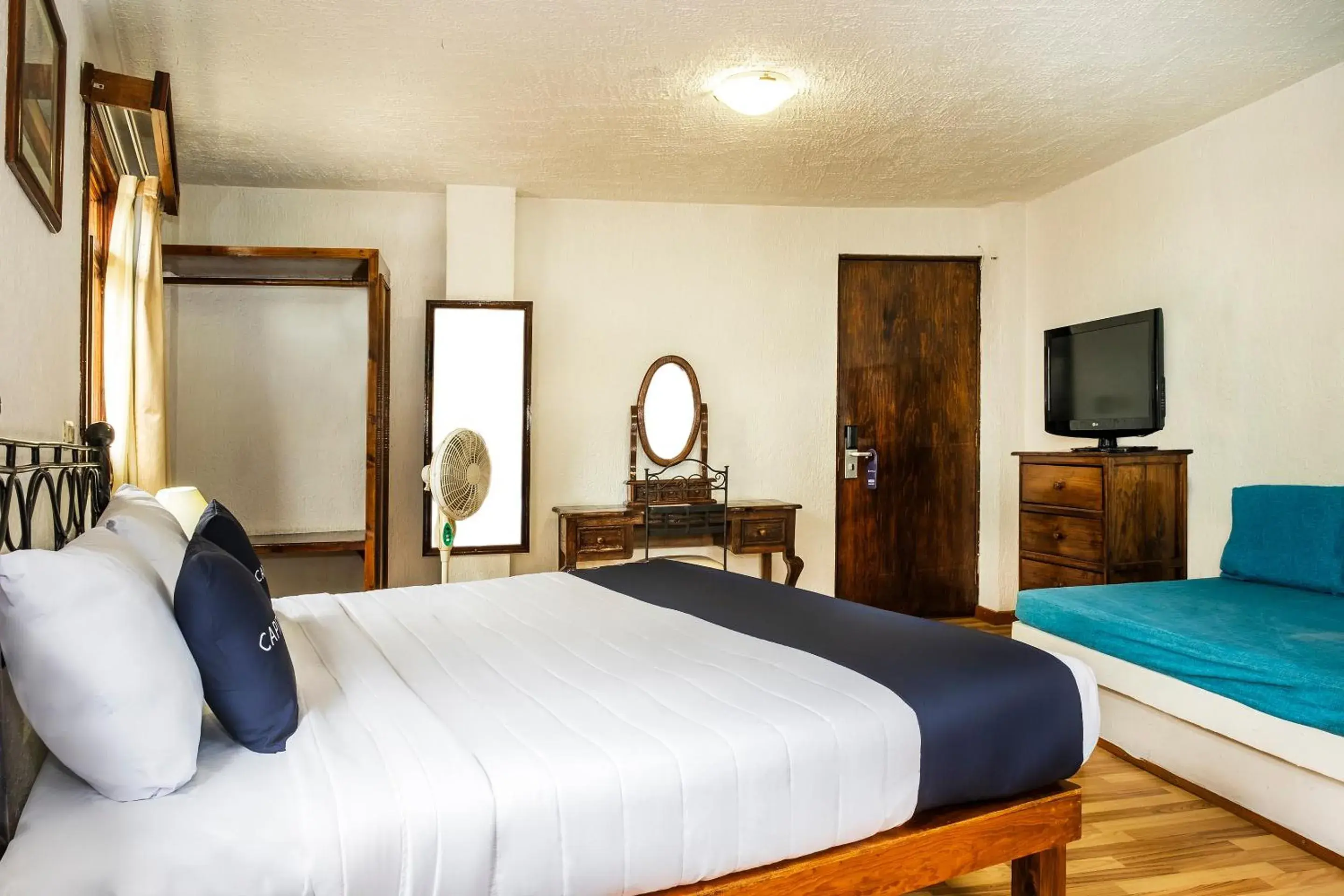 Bedroom, Bed in Capital O Hotel Central, Xalapa Bedroom, Bed in Capital O Hotel Central, Xalapa