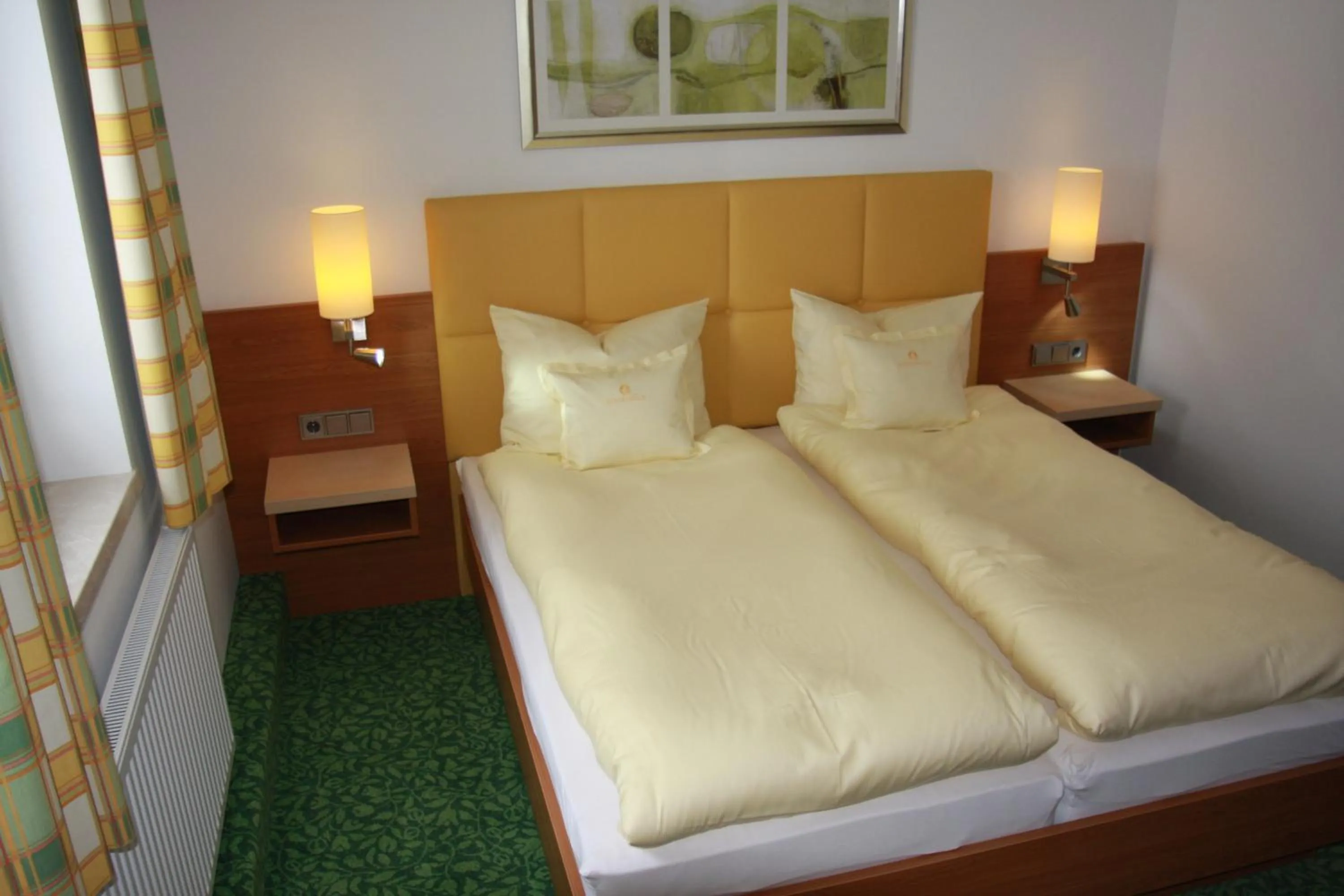 Bedroom, Bed in Hotel Sonnenhof