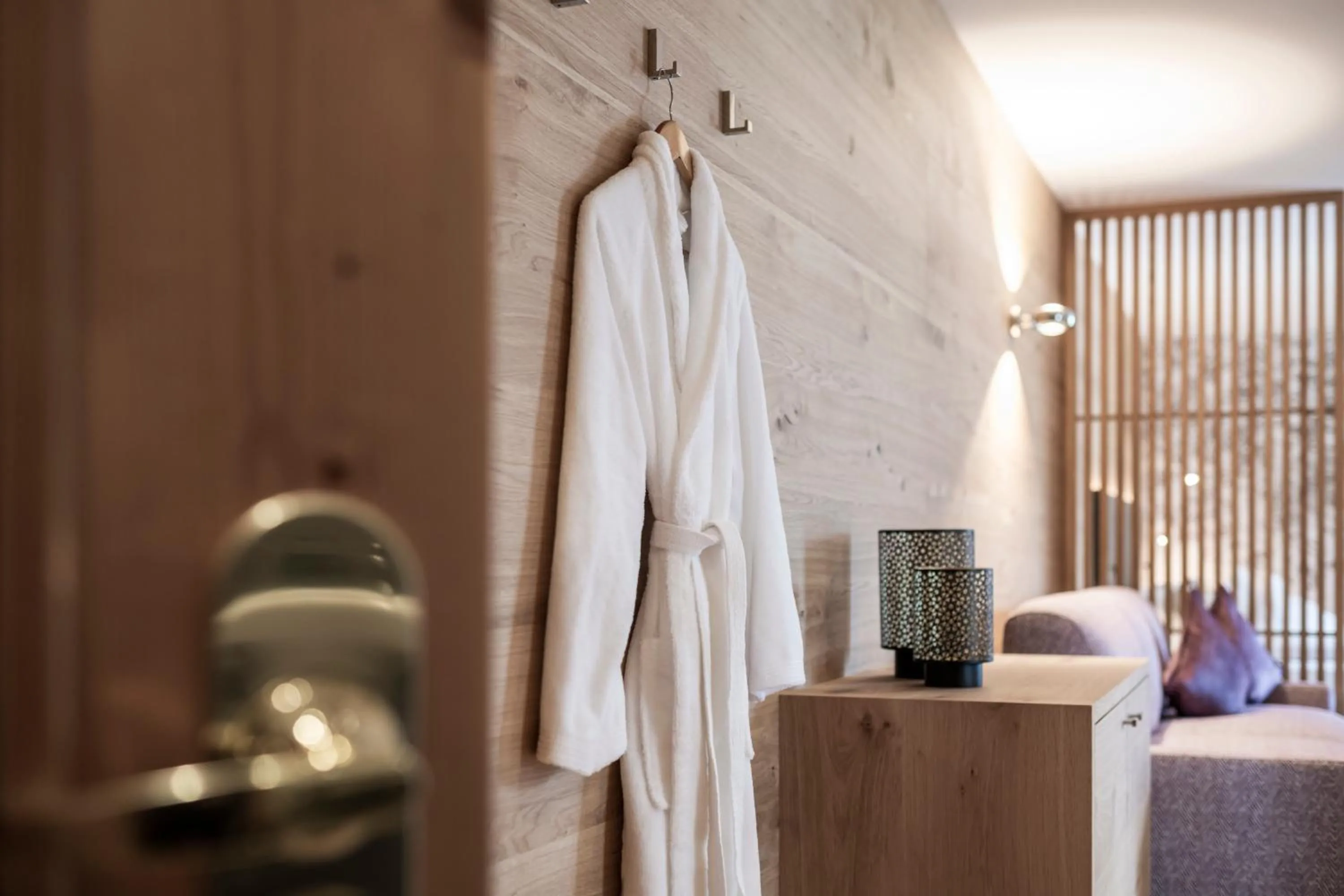 Photo of the whole room, Bed in Small & Beautiful Hotel Gnaid