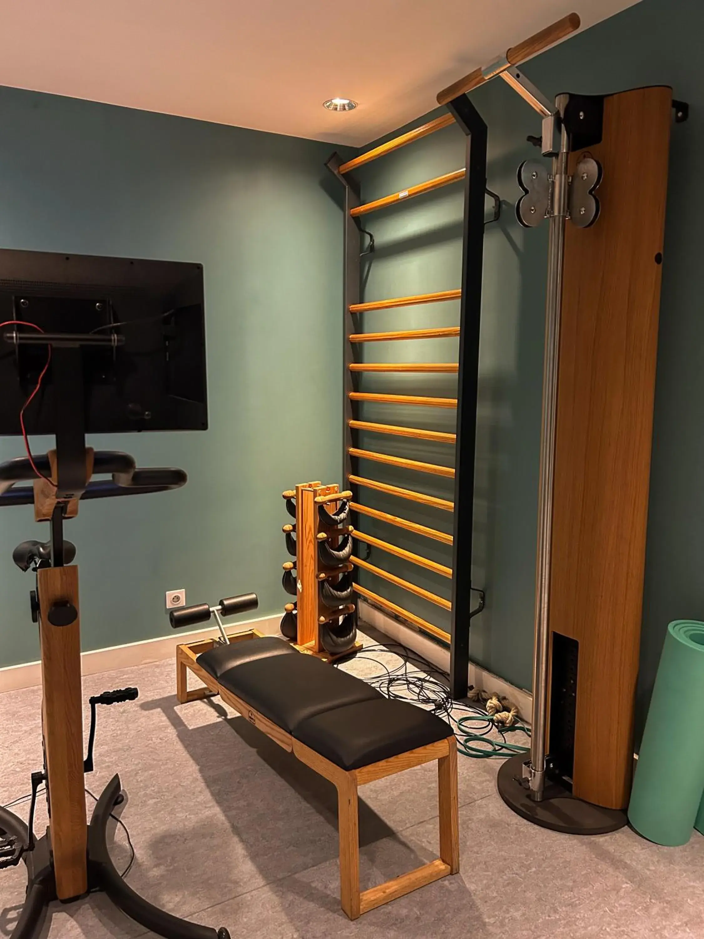 Fitness centre/facilities in Best Western Plus Paris Meudon Ermitage Fitness centre/facilities in Best Western Plus Paris Meudon Ermitage