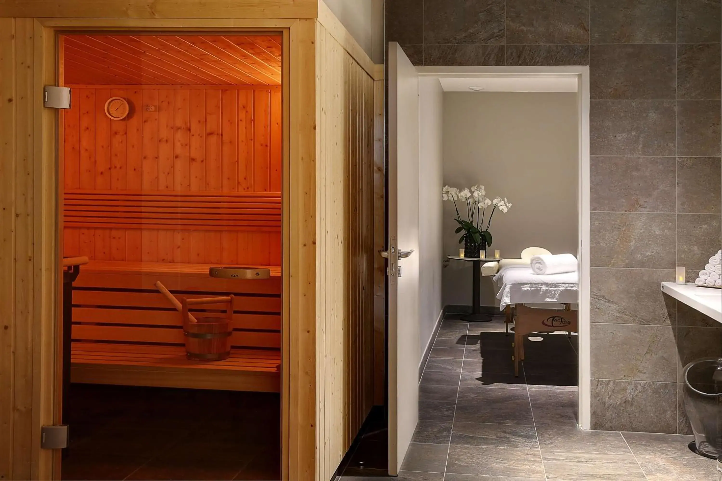 Spa and wellness centre/facilities in Best Western Plus Paris Meudon Ermitage Spa and wellness centre/facilities in Best Western Plus Paris Meudon Ermitage