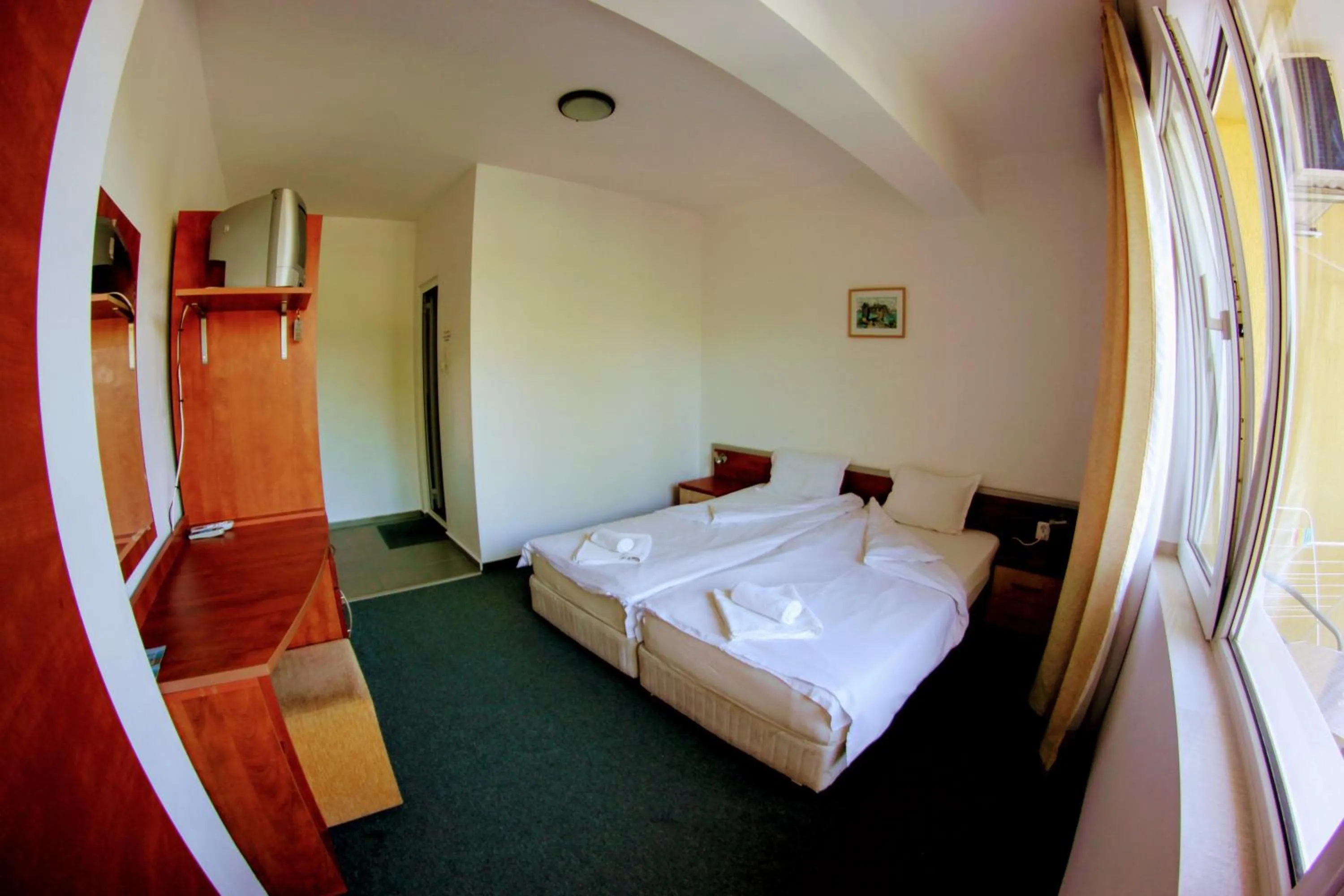 Bed in R&G Hotel