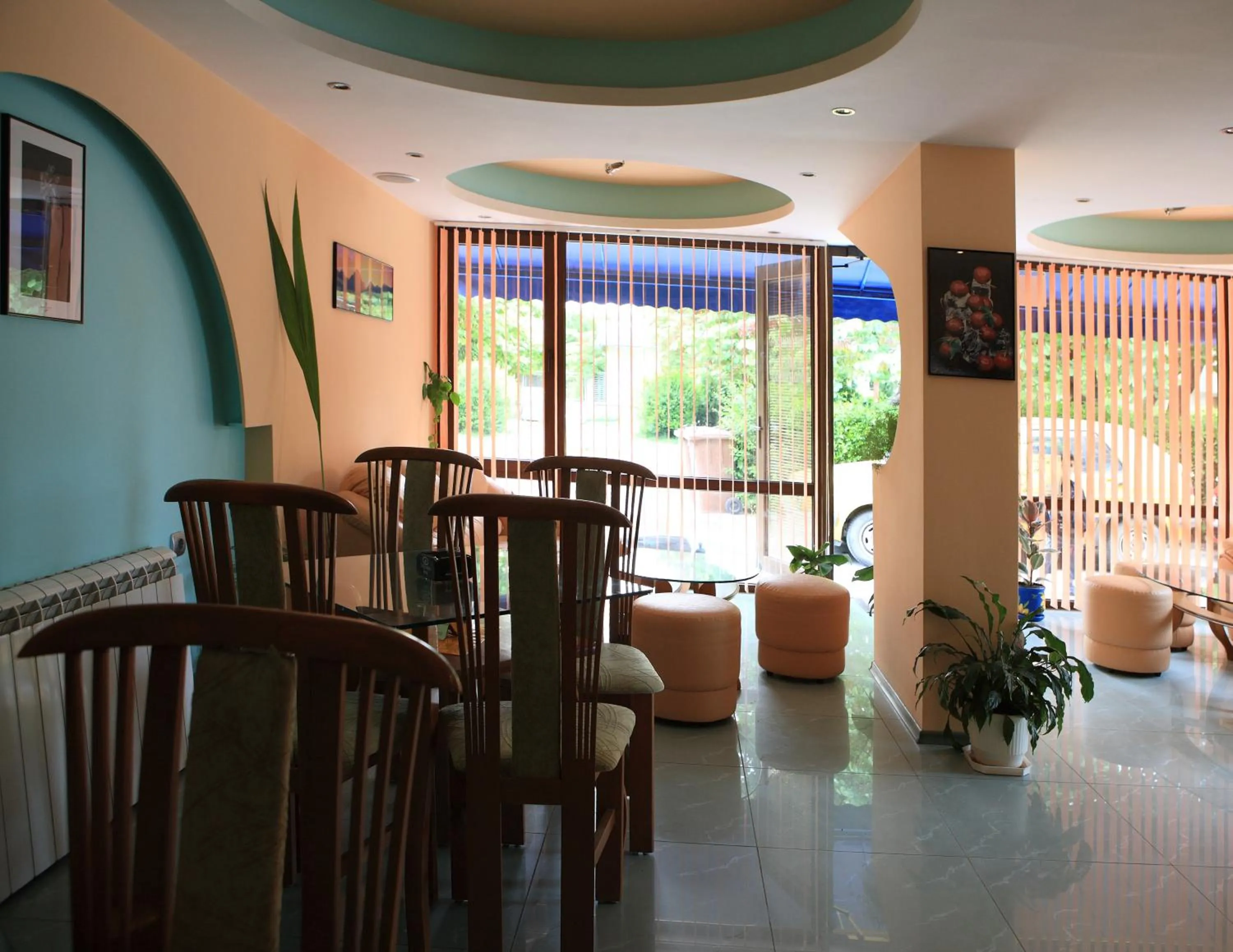 R&G Hotel