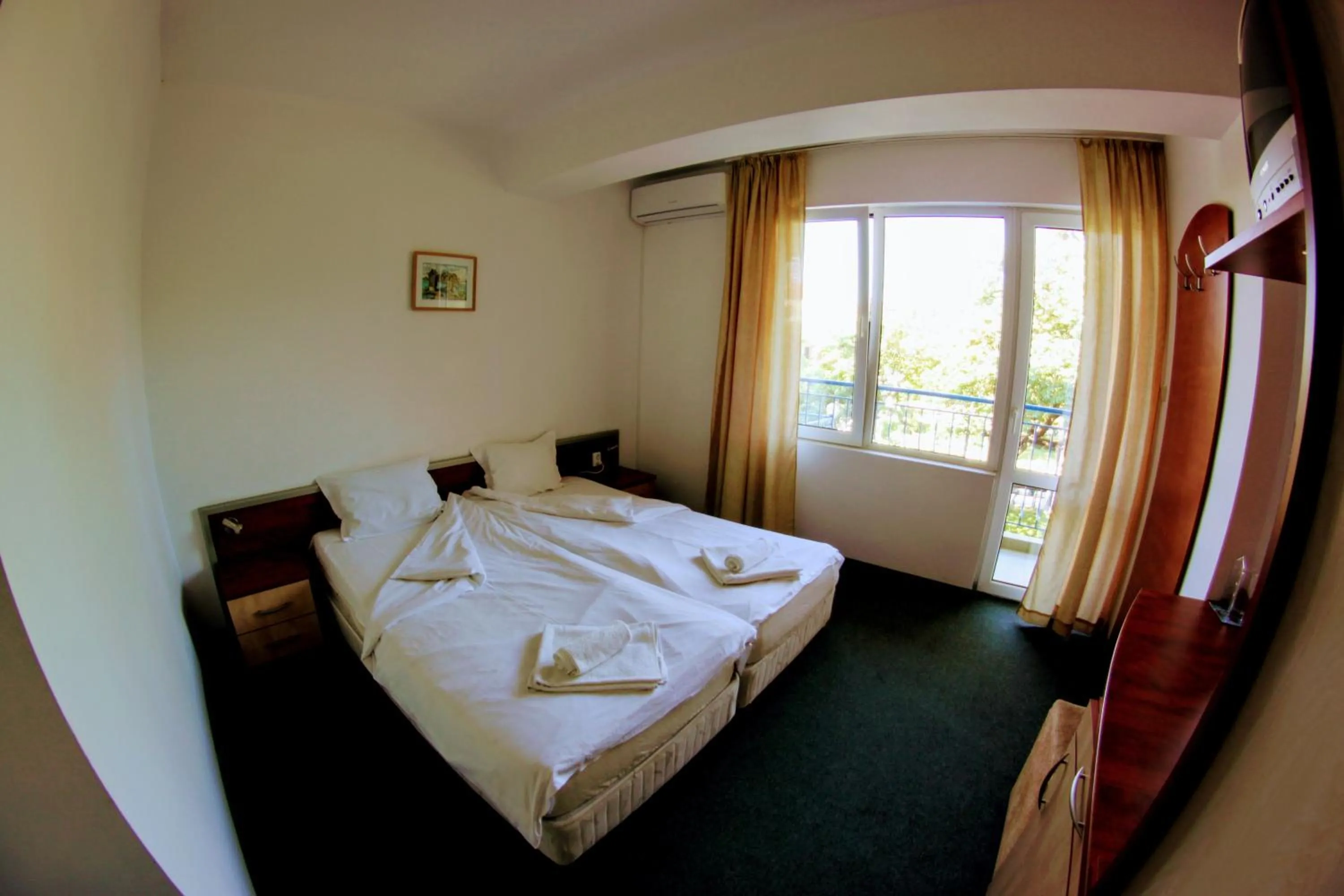 Bed in R&G Hotel