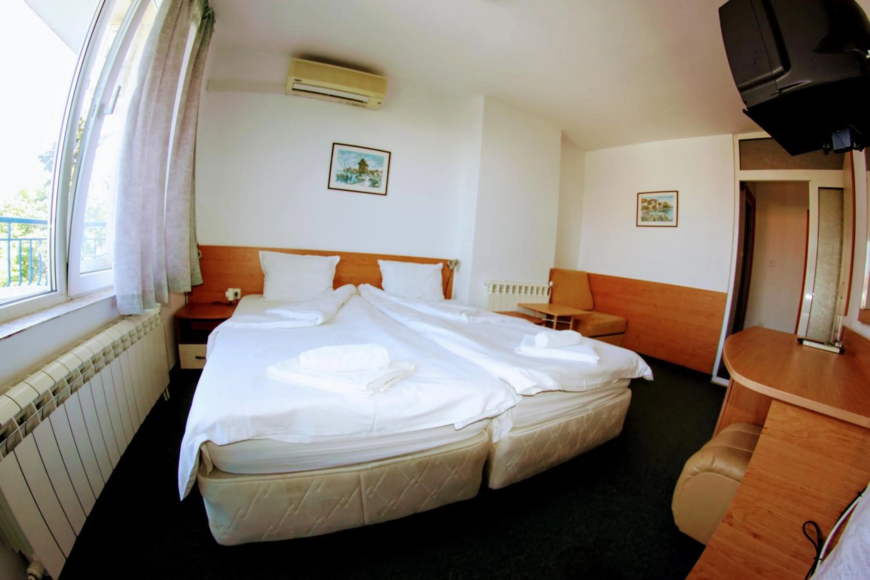 Bed in R&G Hotel