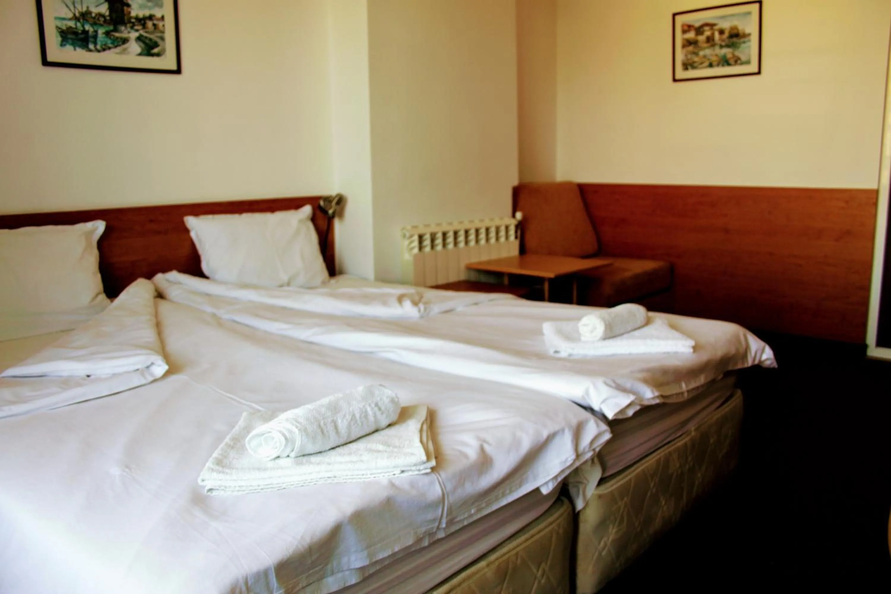 Bed in R&G Hotel
