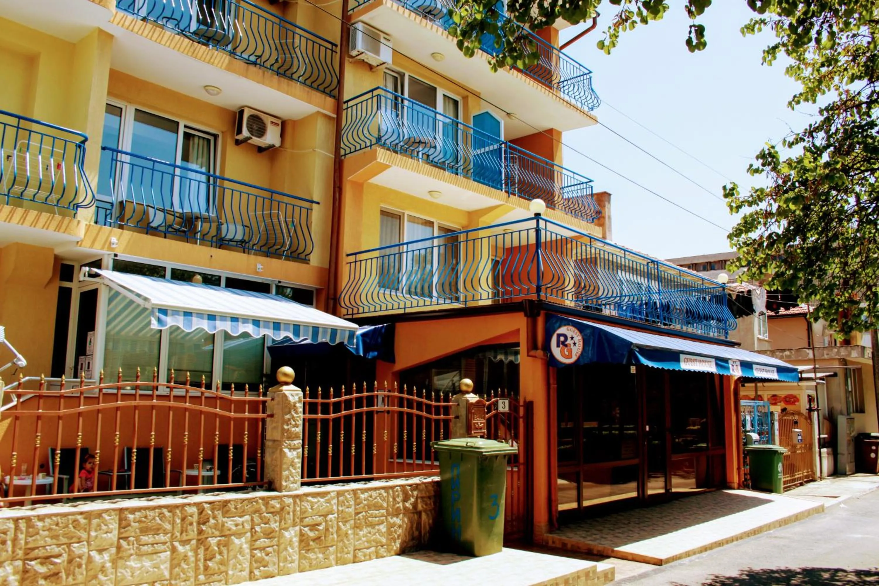R&G Hotel