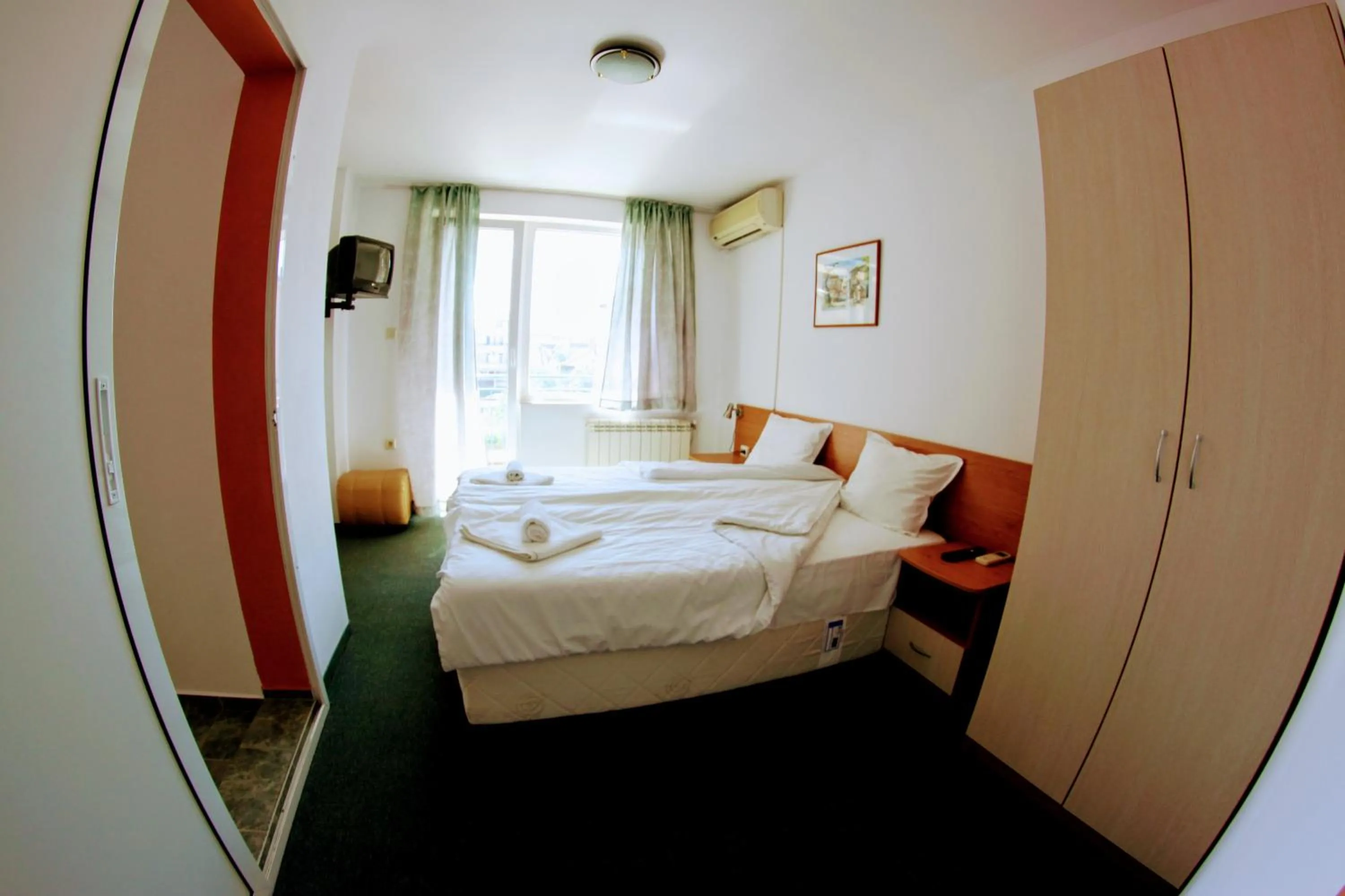 Bed in R&G Hotel