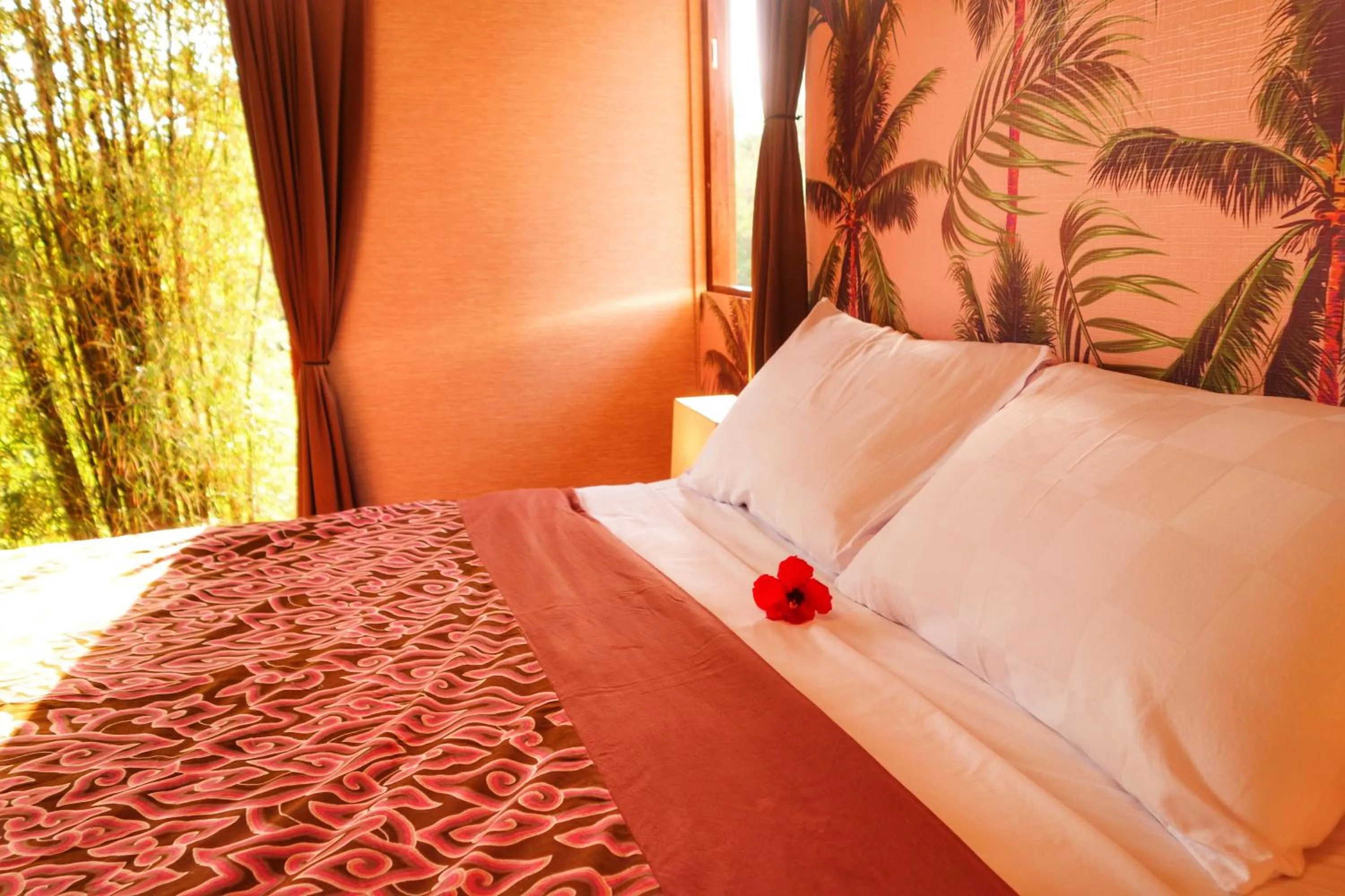 Bed in Petit Tree