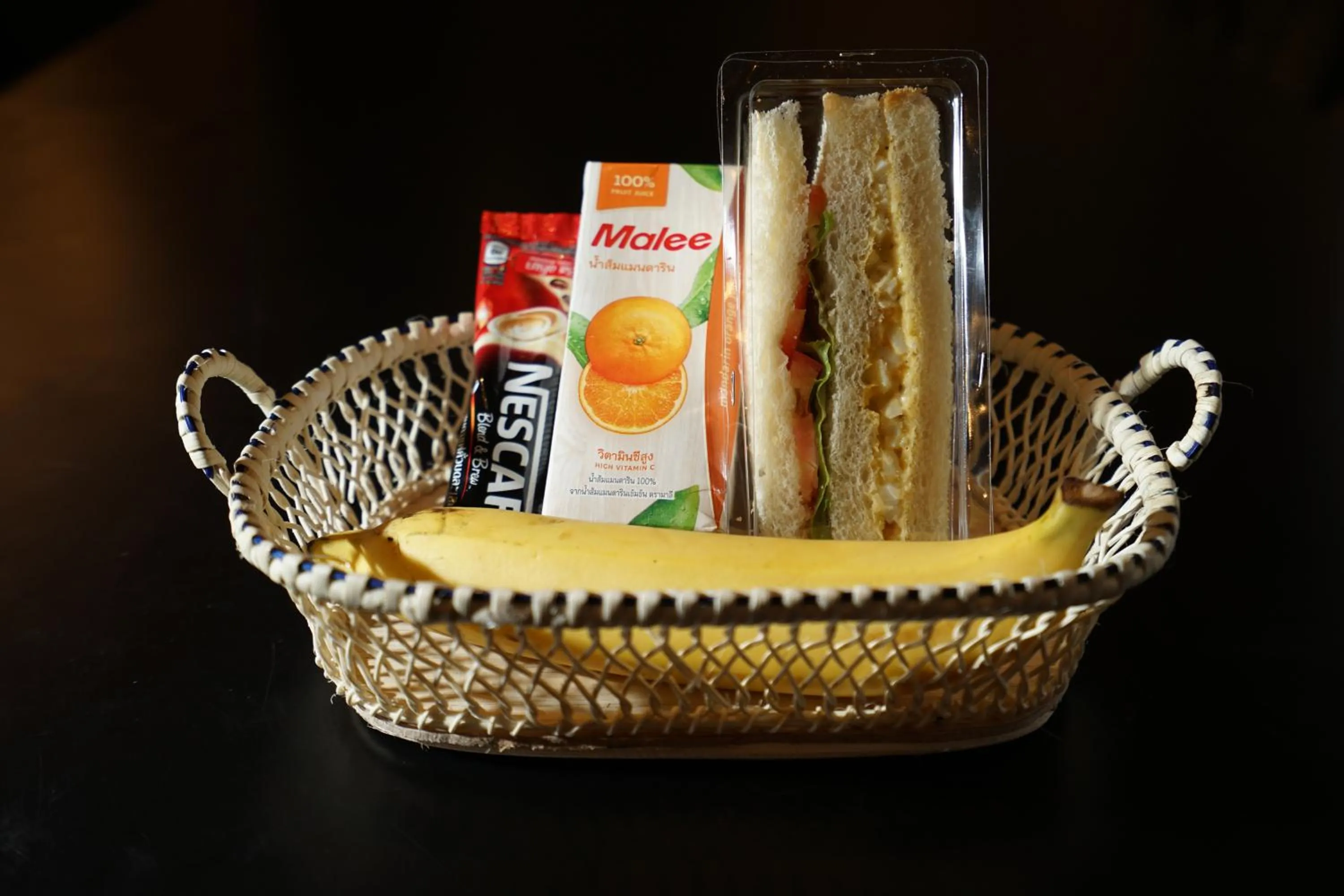 Food in Sabai Place Donmueang Airport