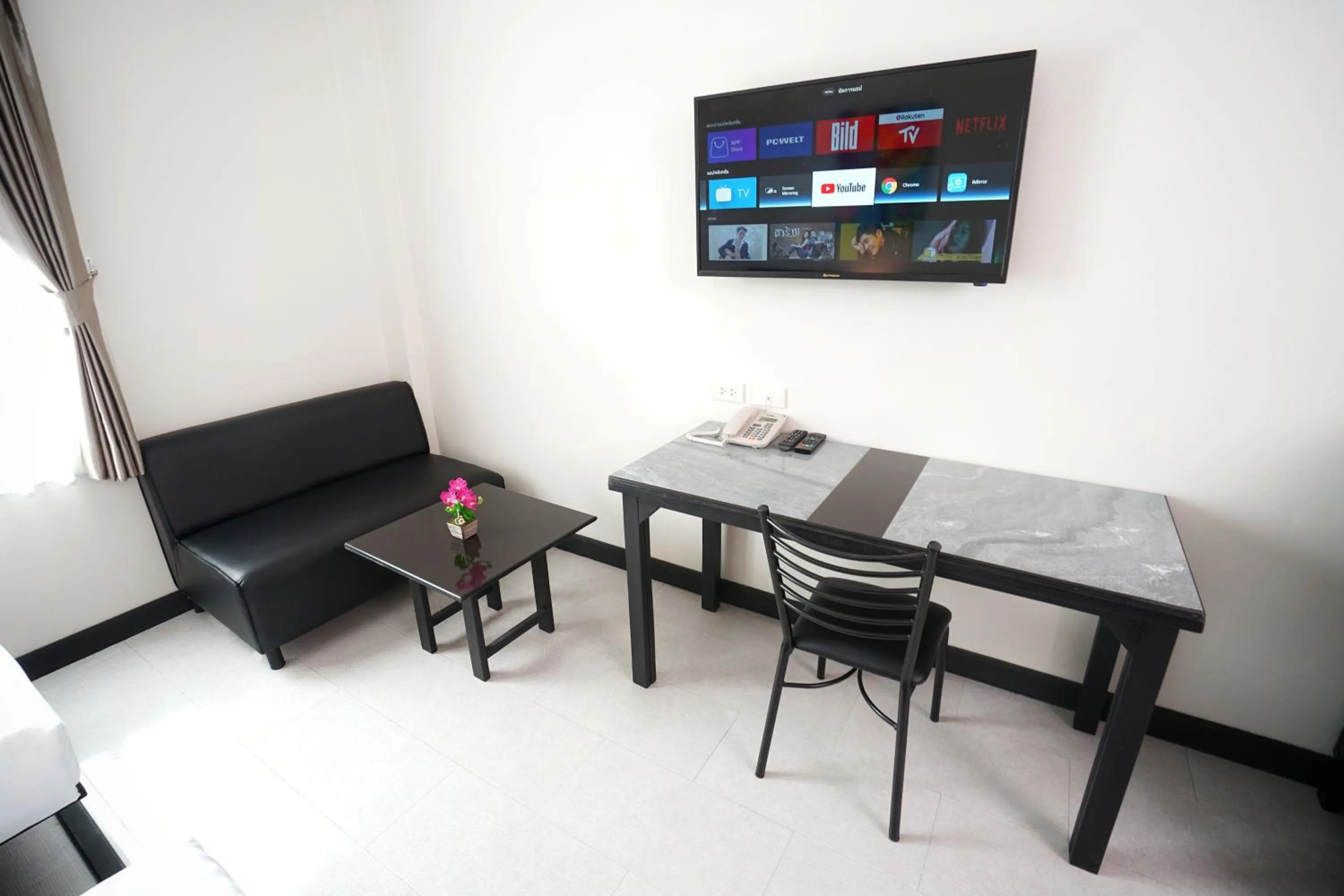 Seating area in Sabai Place Donmueang Airport