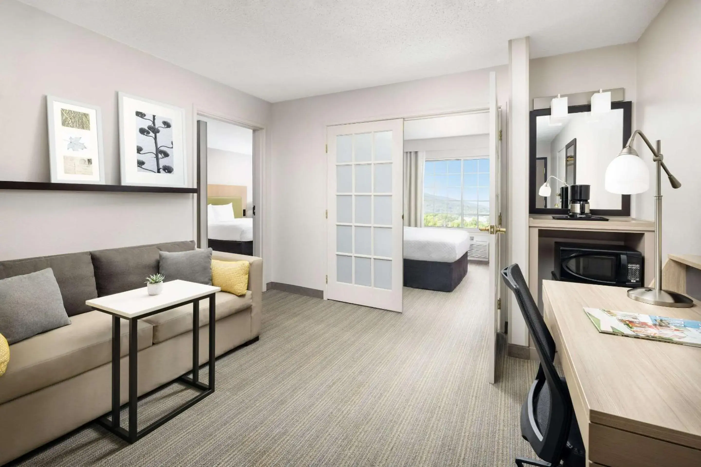 Bedroom in Country Inn & Suites by Radisson, Big Flats (Elmira), NY Bedroom in Country Inn & Suites by Radisson, Big Flats (Elmira), NY