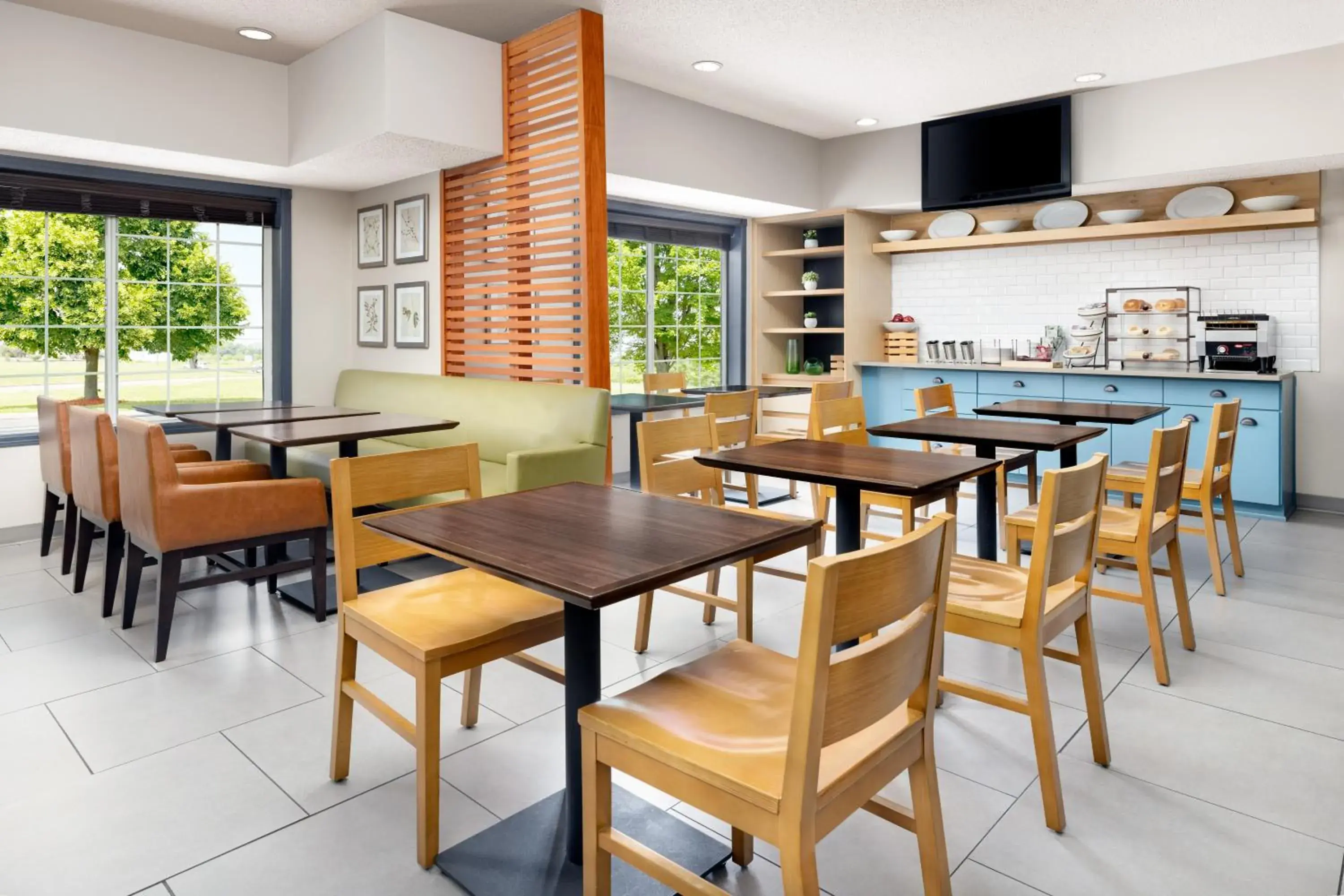 Country Inn & Suites by Radisson, Big Flats (Elmira), NY Country Inn & Suites by Radisson, Big Flats (Elmira), NY