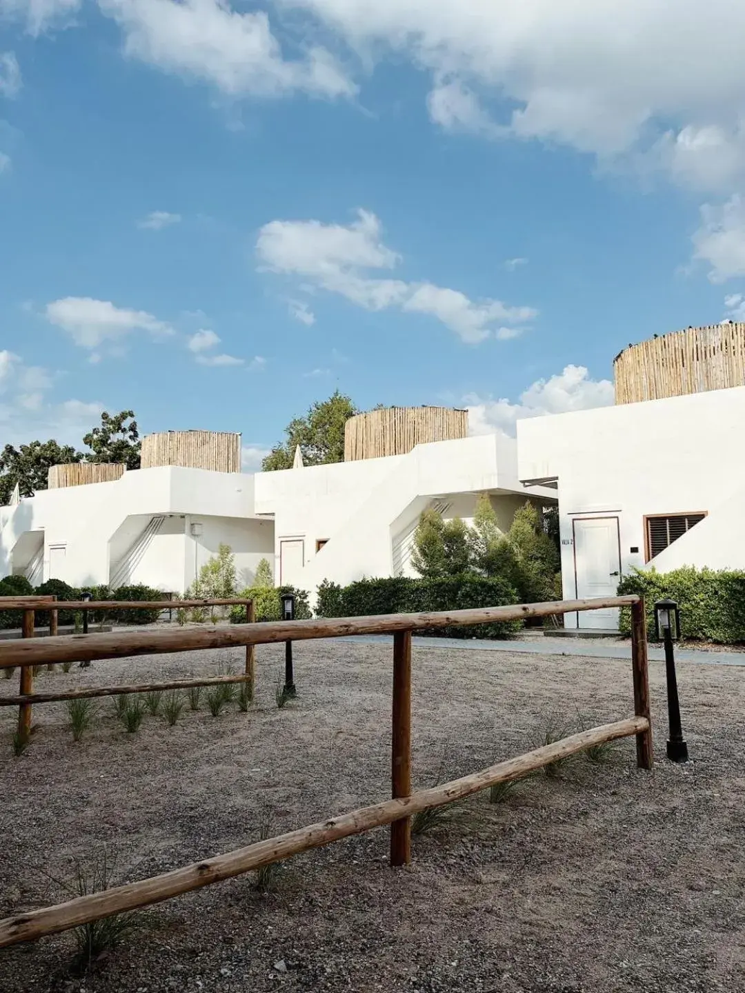 Garden view in Rimtalay Resort Koh Larn Garden view in Rimtalay Resort Koh Larn