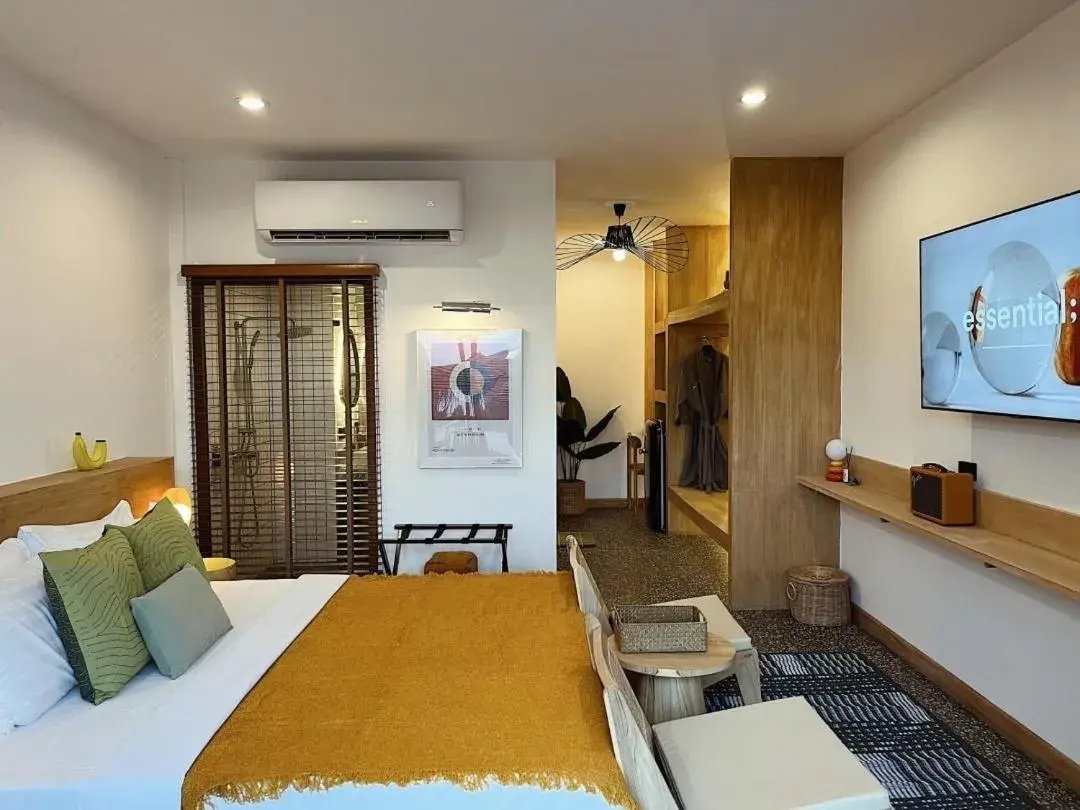 Bedroom, Bed in Rimtalay Resort Koh Larn Bedroom, Bed in Rimtalay Resort Koh Larn