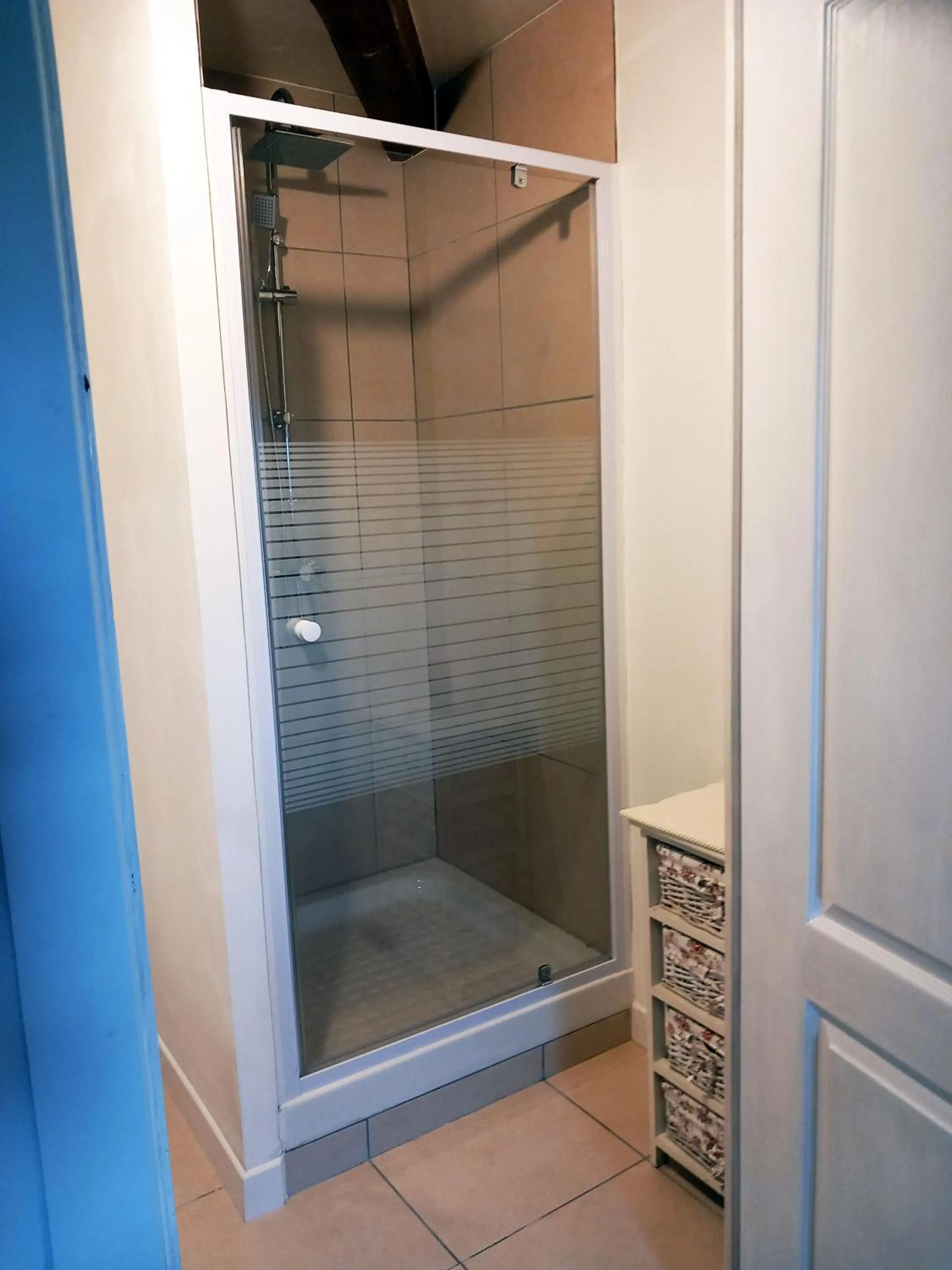 Shower in Country B&B