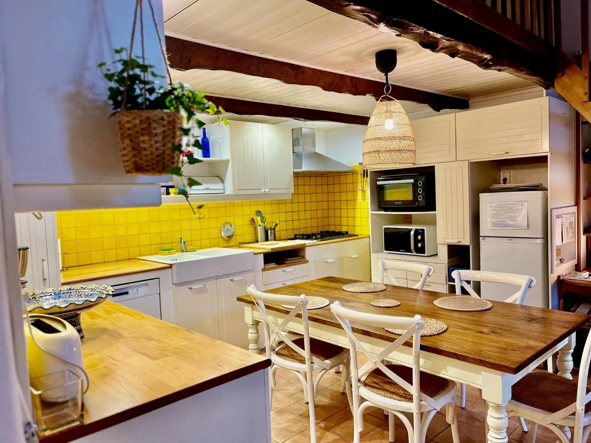 kitchen in GITE LA FREYDIERE