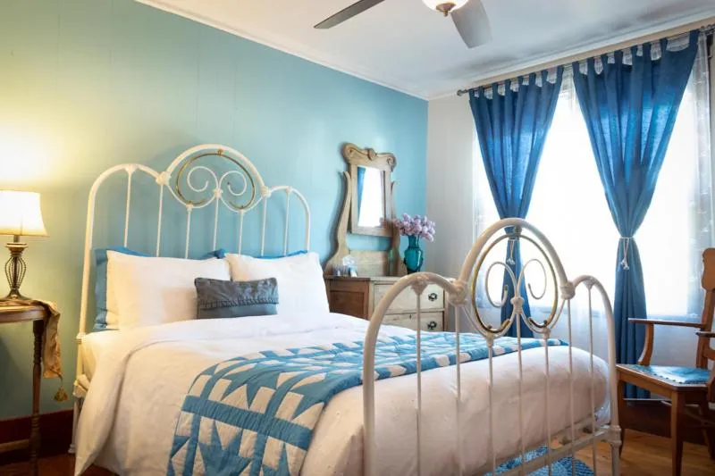 Bed in Complexe d'hébergement la Maison touristique Dugas