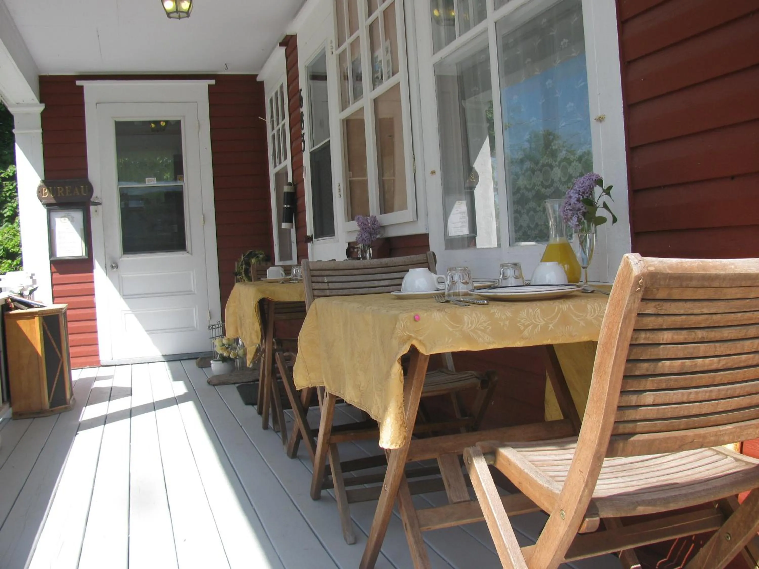 Balcony/Terrace in Complexe d'hébergement la Maison touristique Dugas